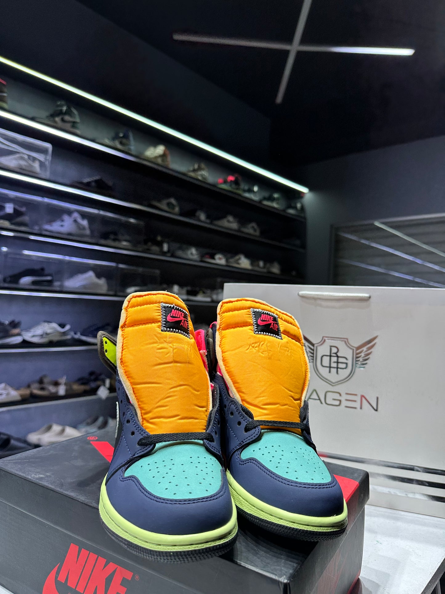 Aj1 Retro High Tokyo Bio
