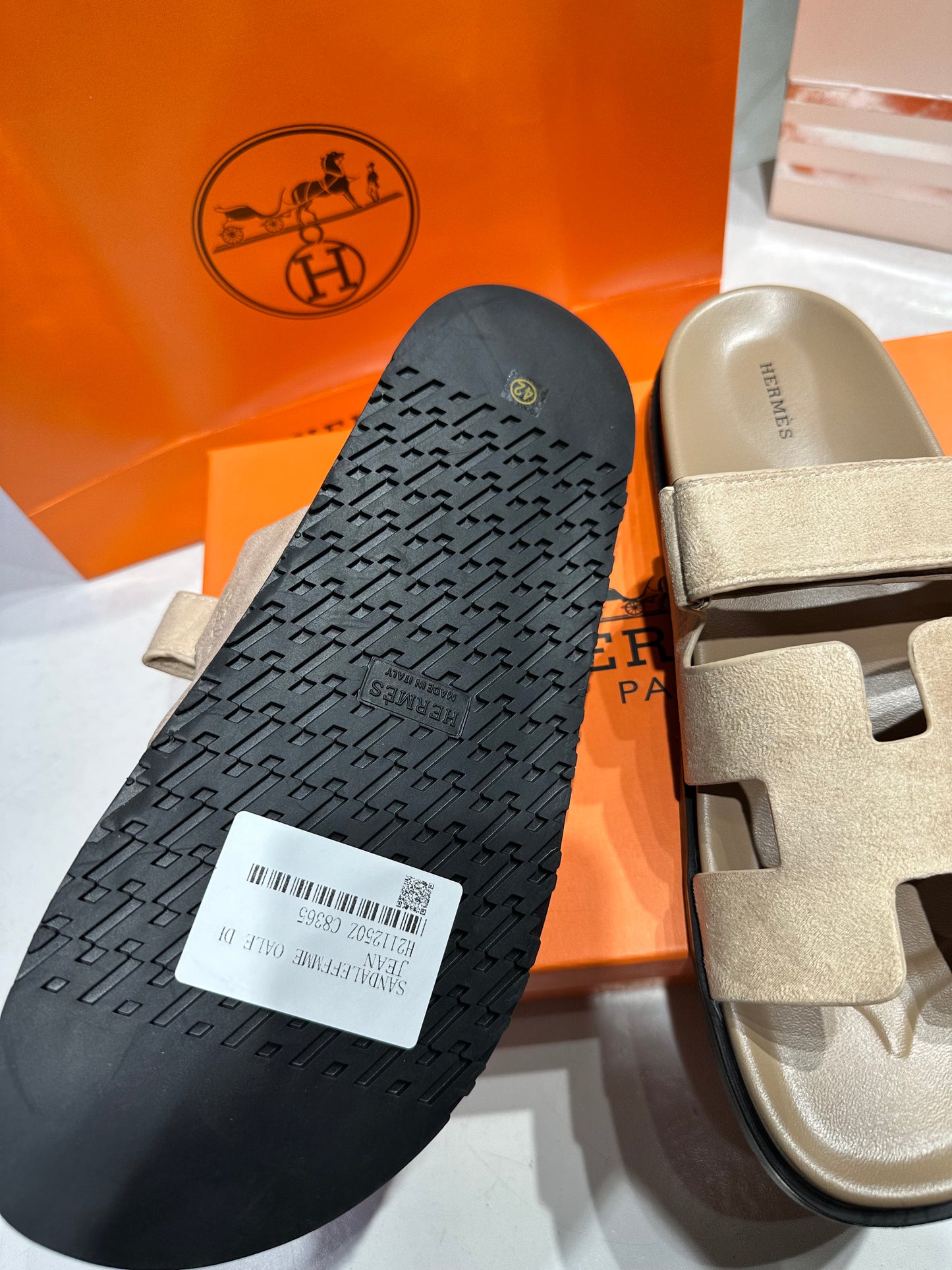 Hermes Chypre Sandal - Beige