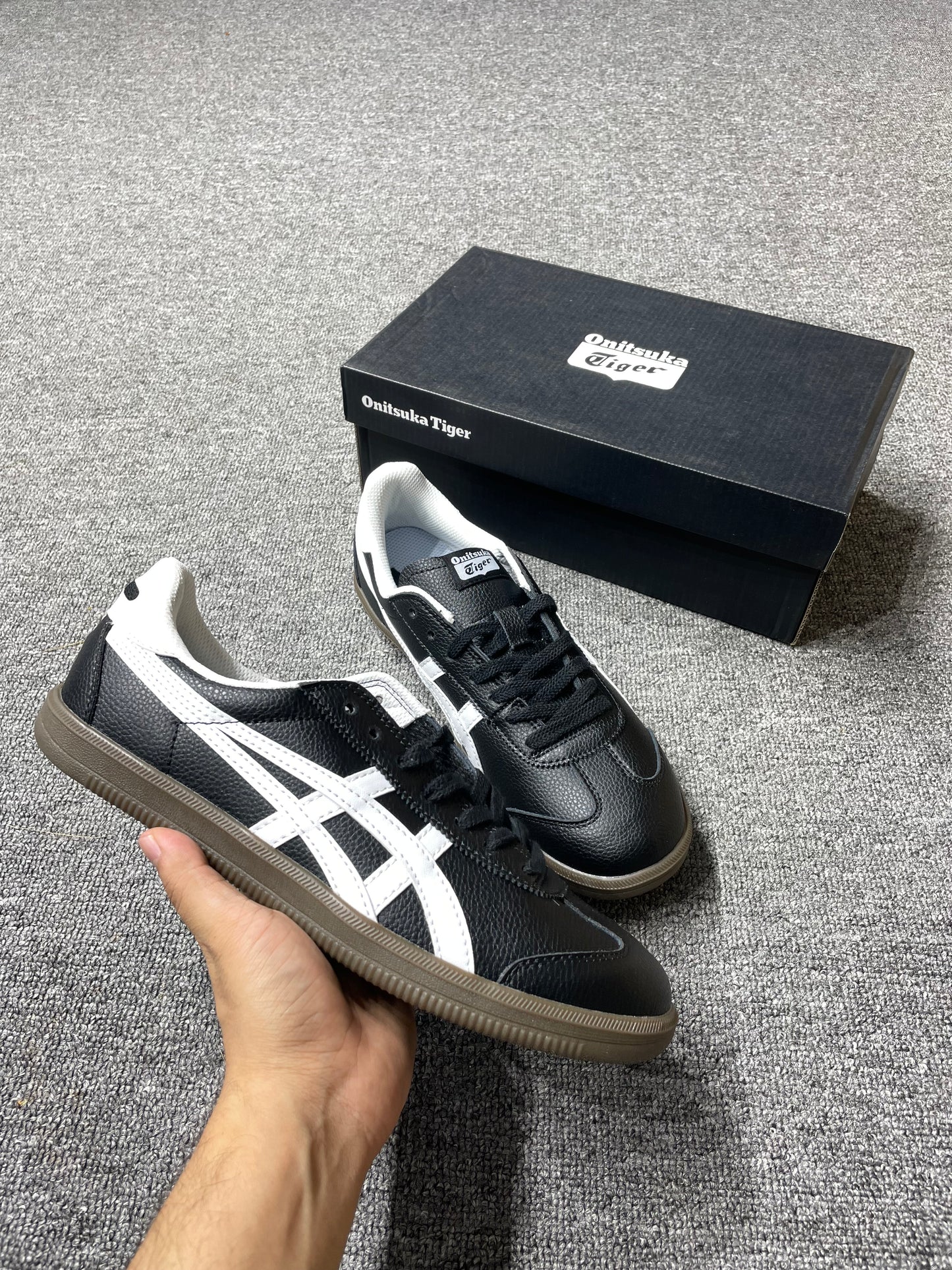 Onitsuka Tiger Tokuten Black/White