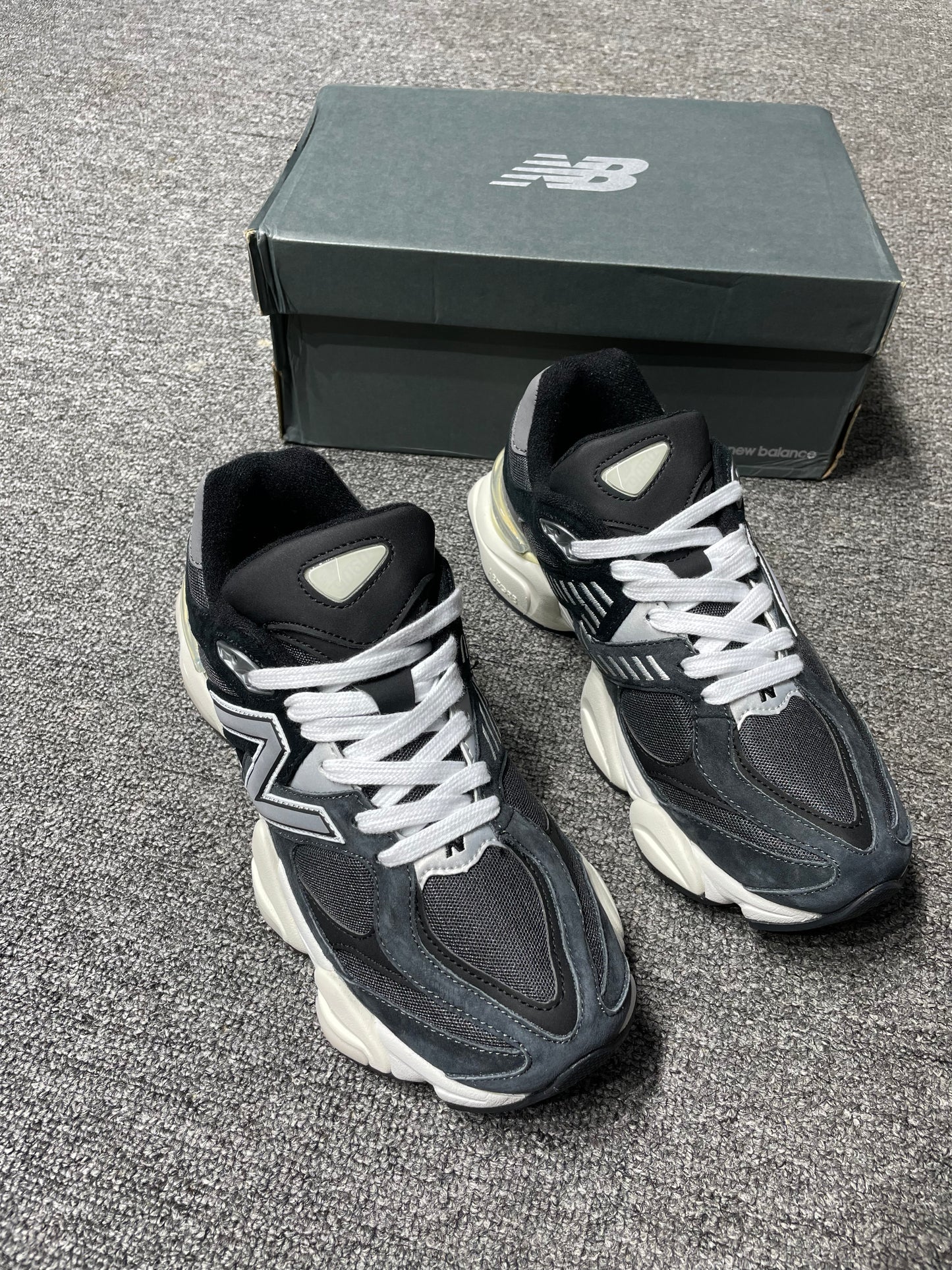 New Balance 9060 Charcoal