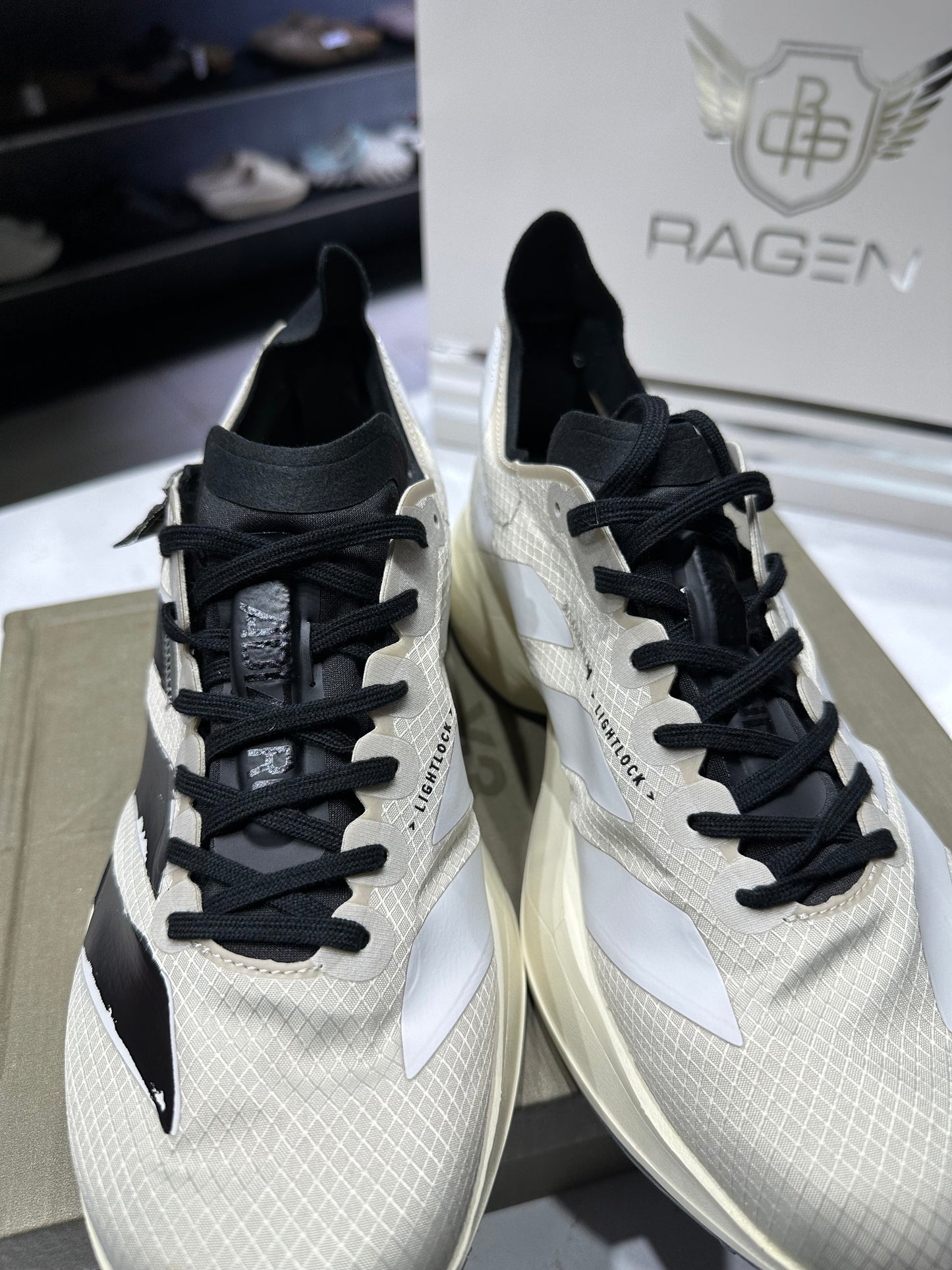 Y-3 Adios pro 4 Beige