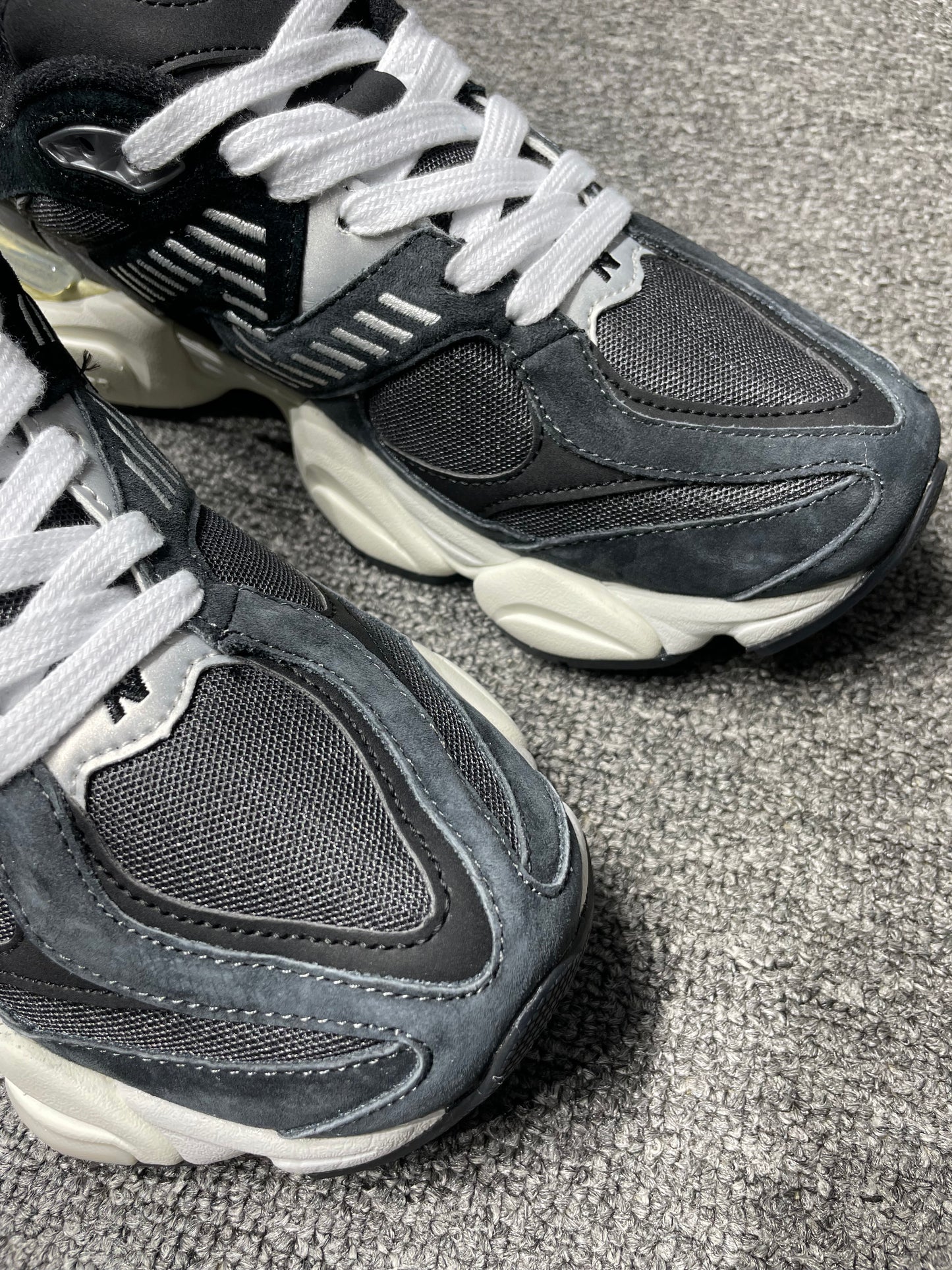 New Balance 9060 Charcoal