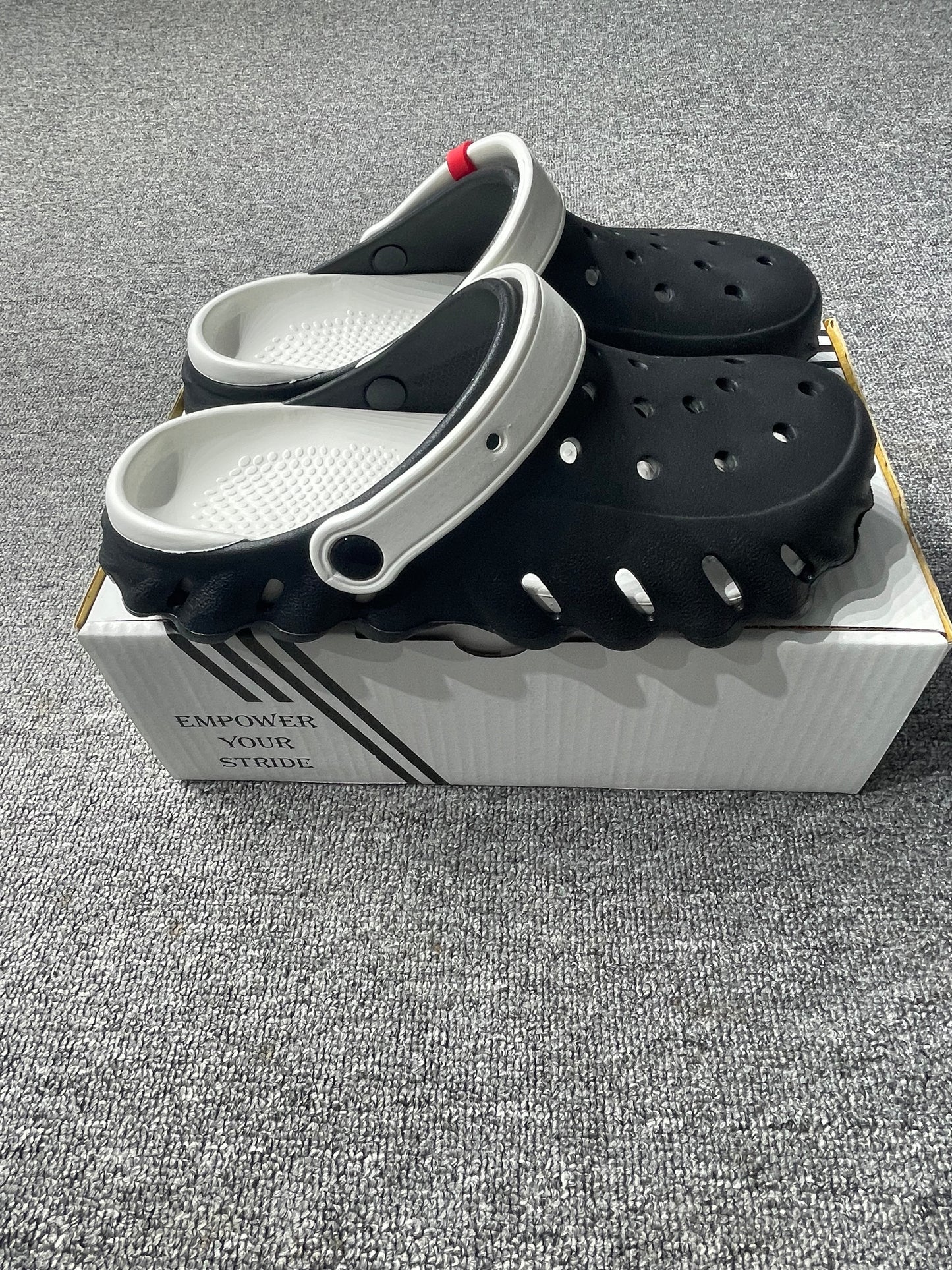 Clogs black
