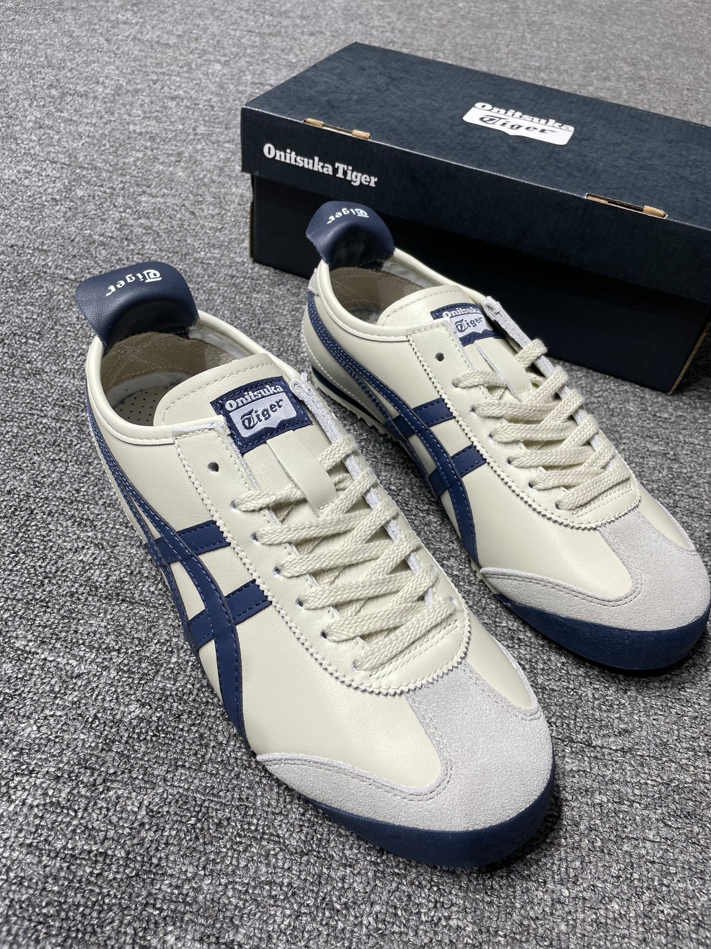 Onitsuka Tiger Mexico Birch/Peacoat