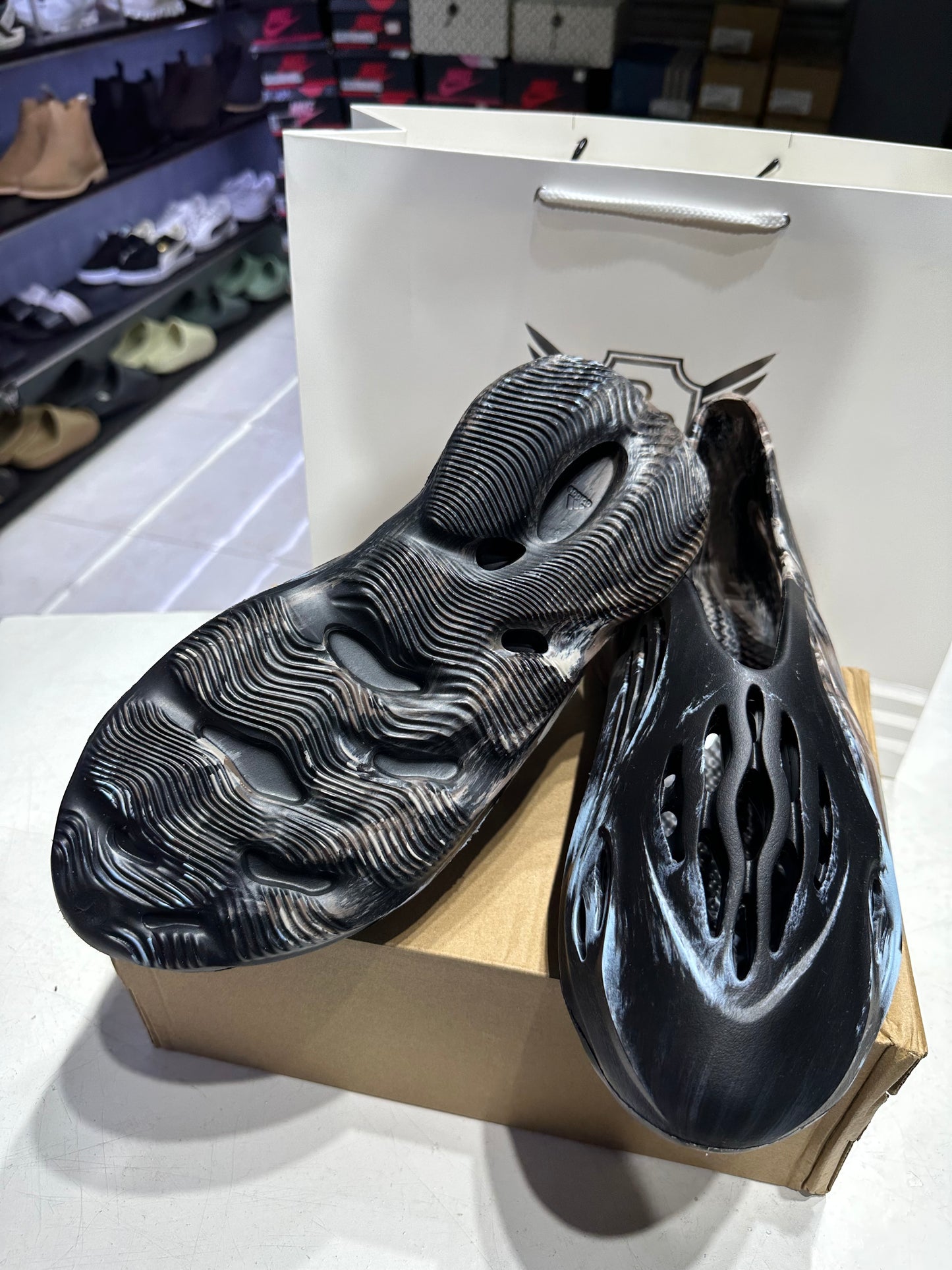 Yeezy Foam RNNR MX Cinder