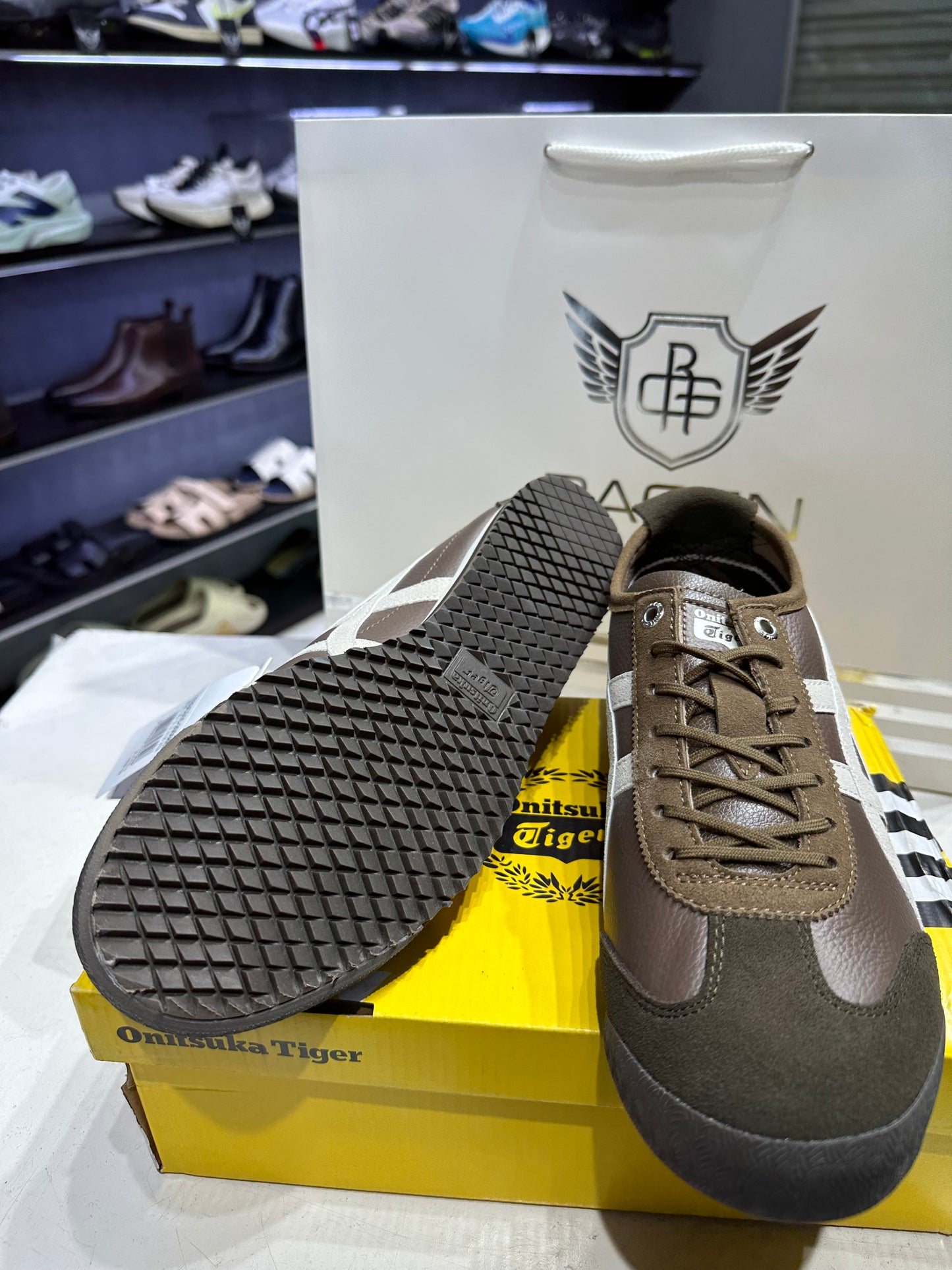 Onitsuka Tiger Mexico 66 VIN CLAY CANYON