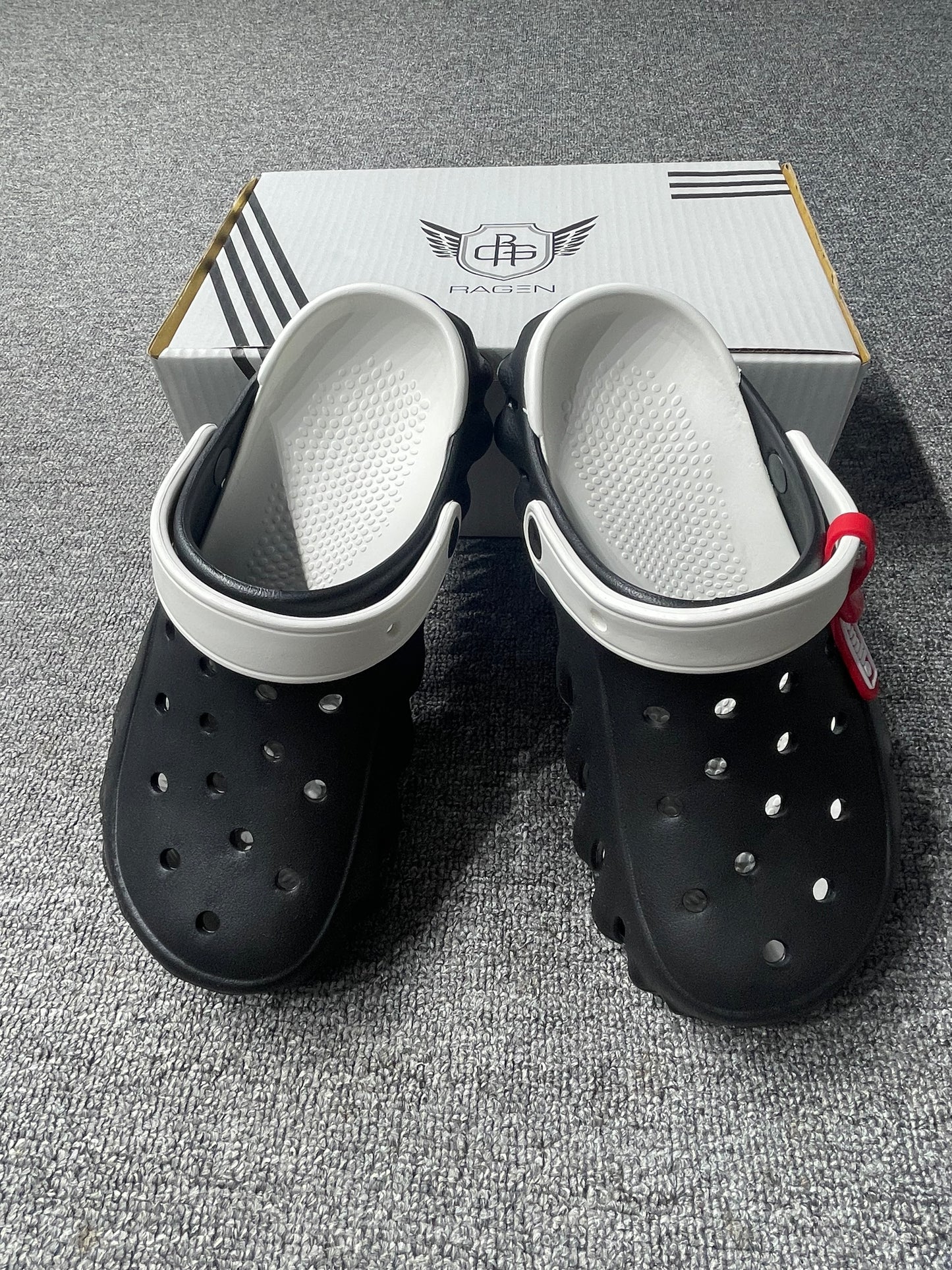 Clogs black