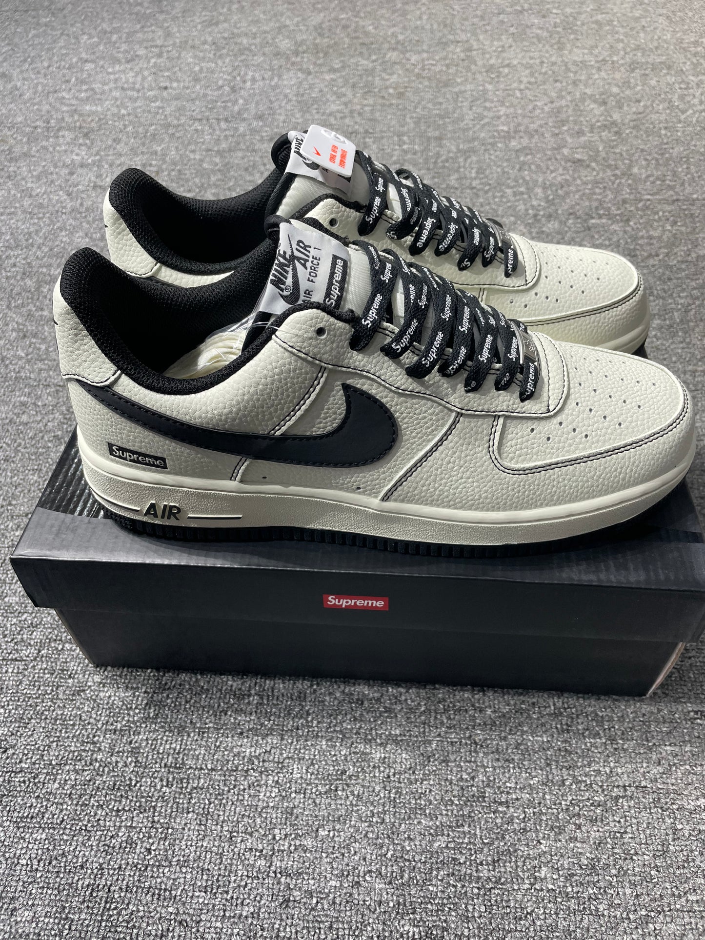 Air Force * Supreme