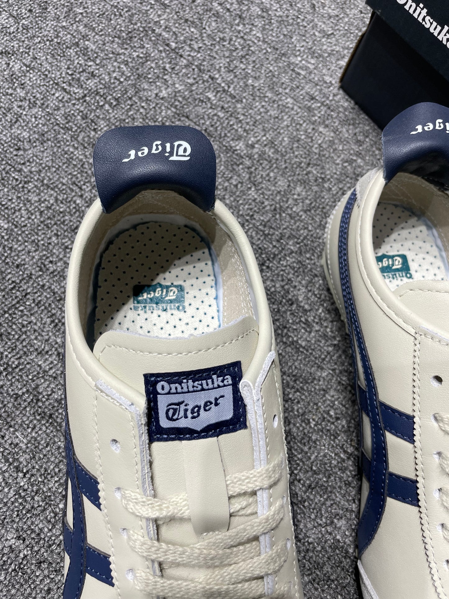 Onitsuka Tiger Mexico Birch/Peacoat