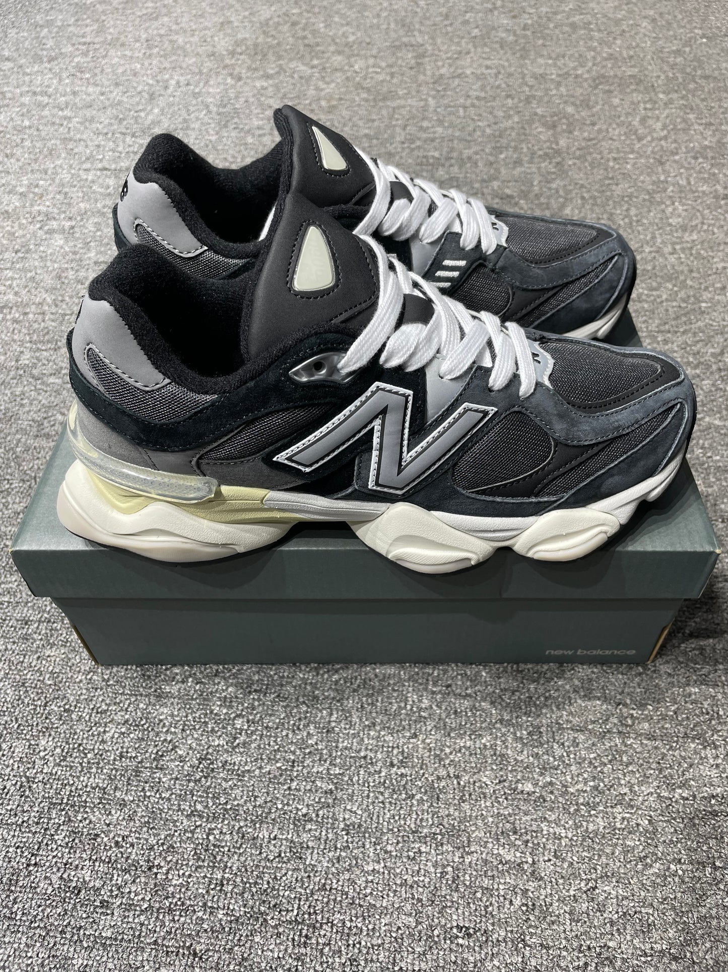 New Balance 9060 Charcoal