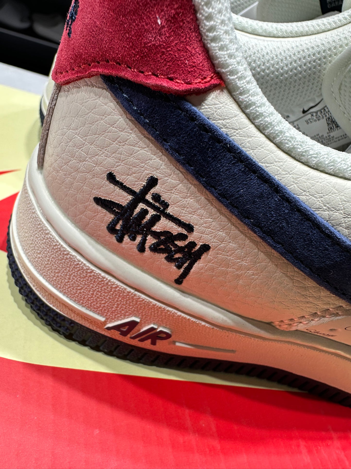 Air Force 1 x Stussy Beige