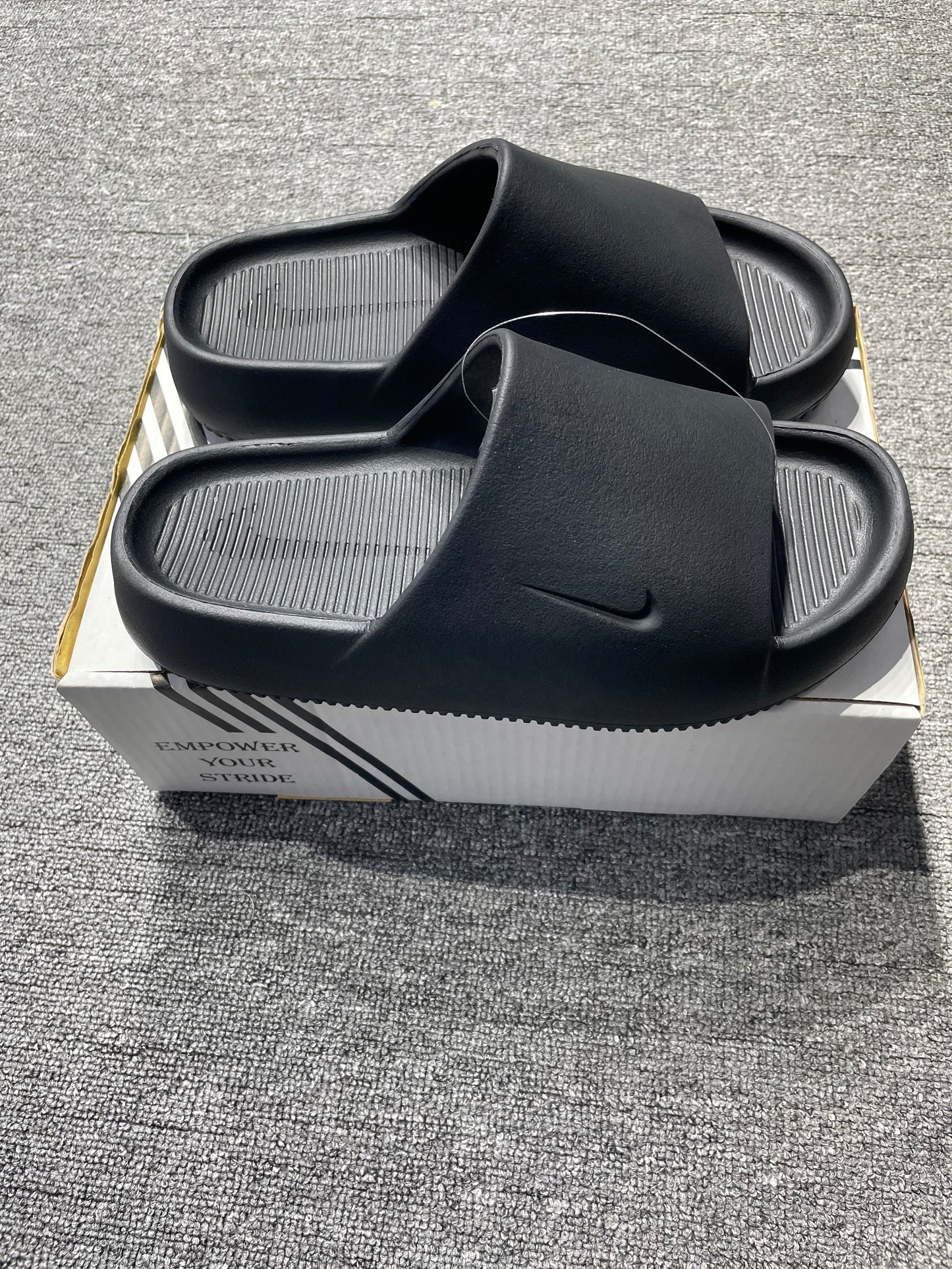 Calm Slide Black