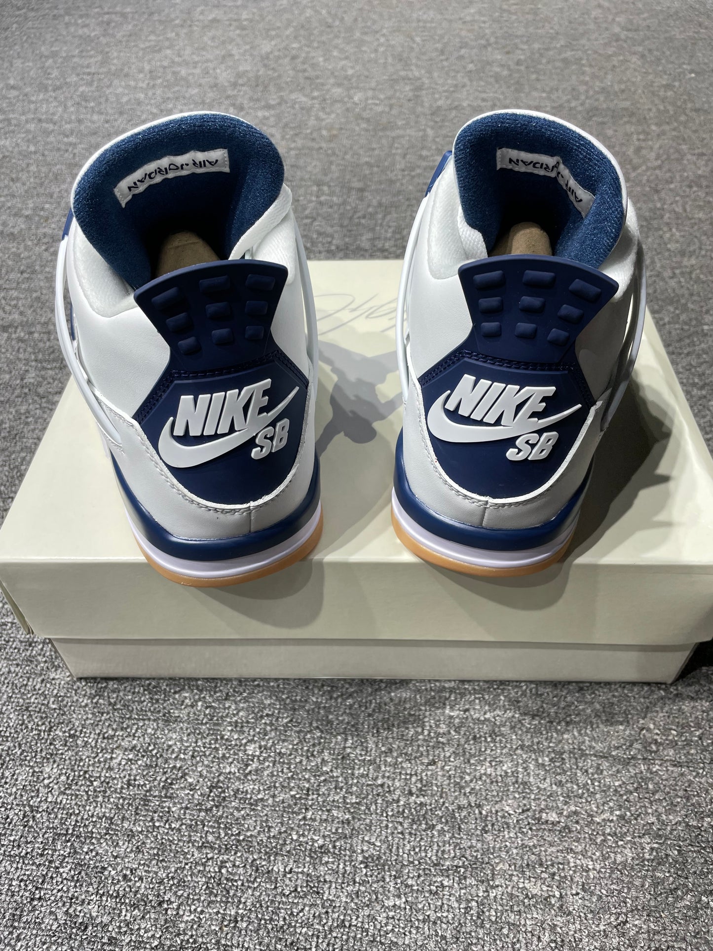 Jordan 4 Retro Navy