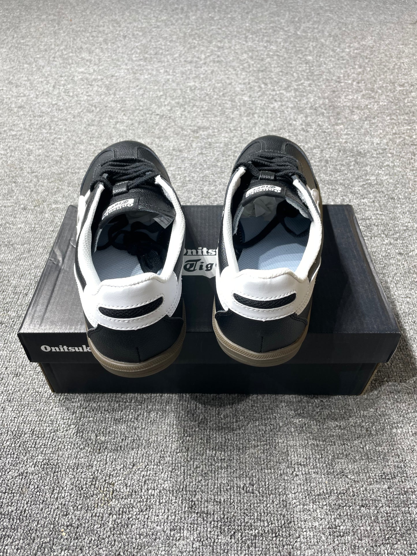 Onitsuka Tiger Tokuten Black/White