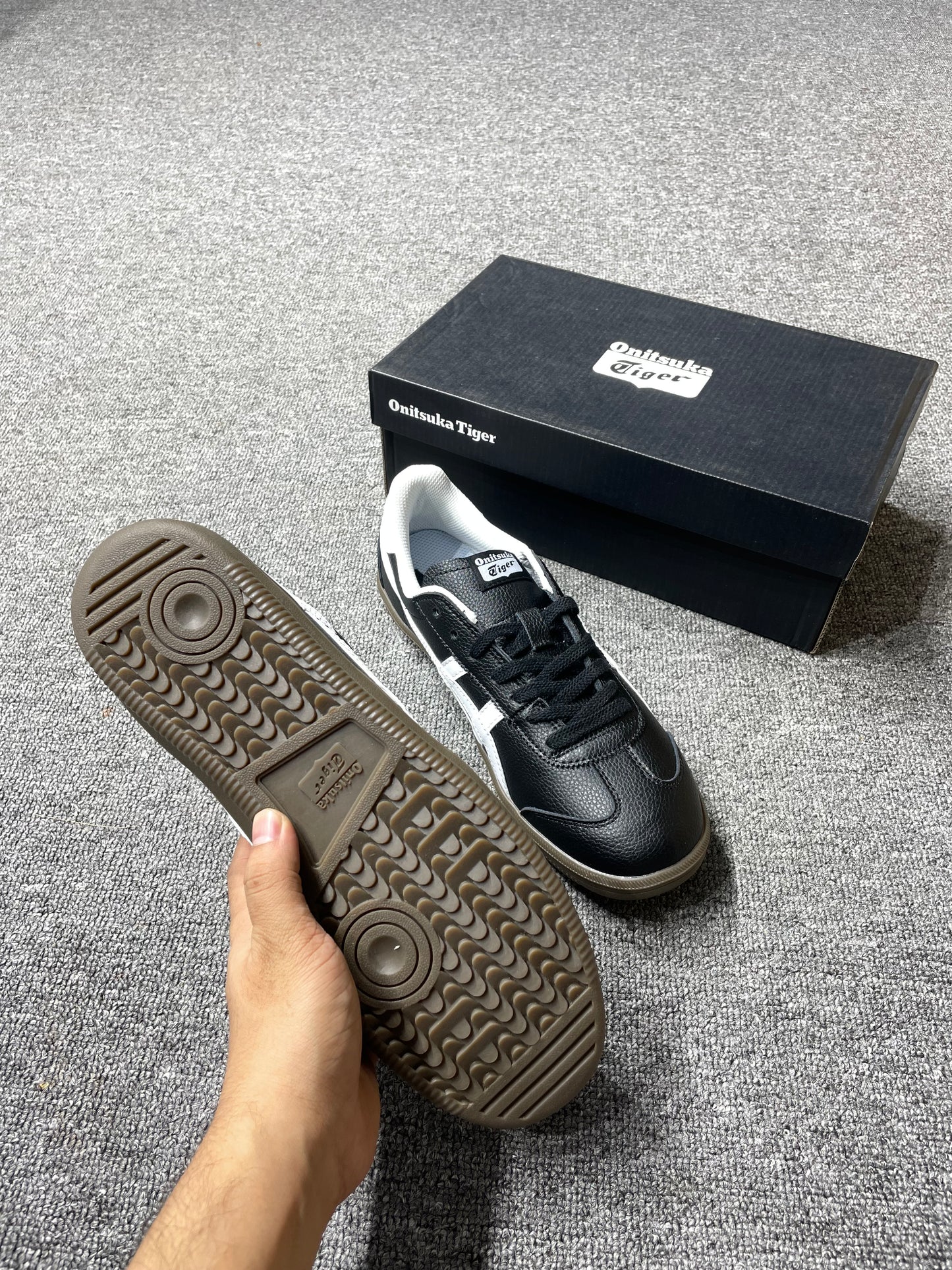 Onitsuka Tiger Tokuten Black/White