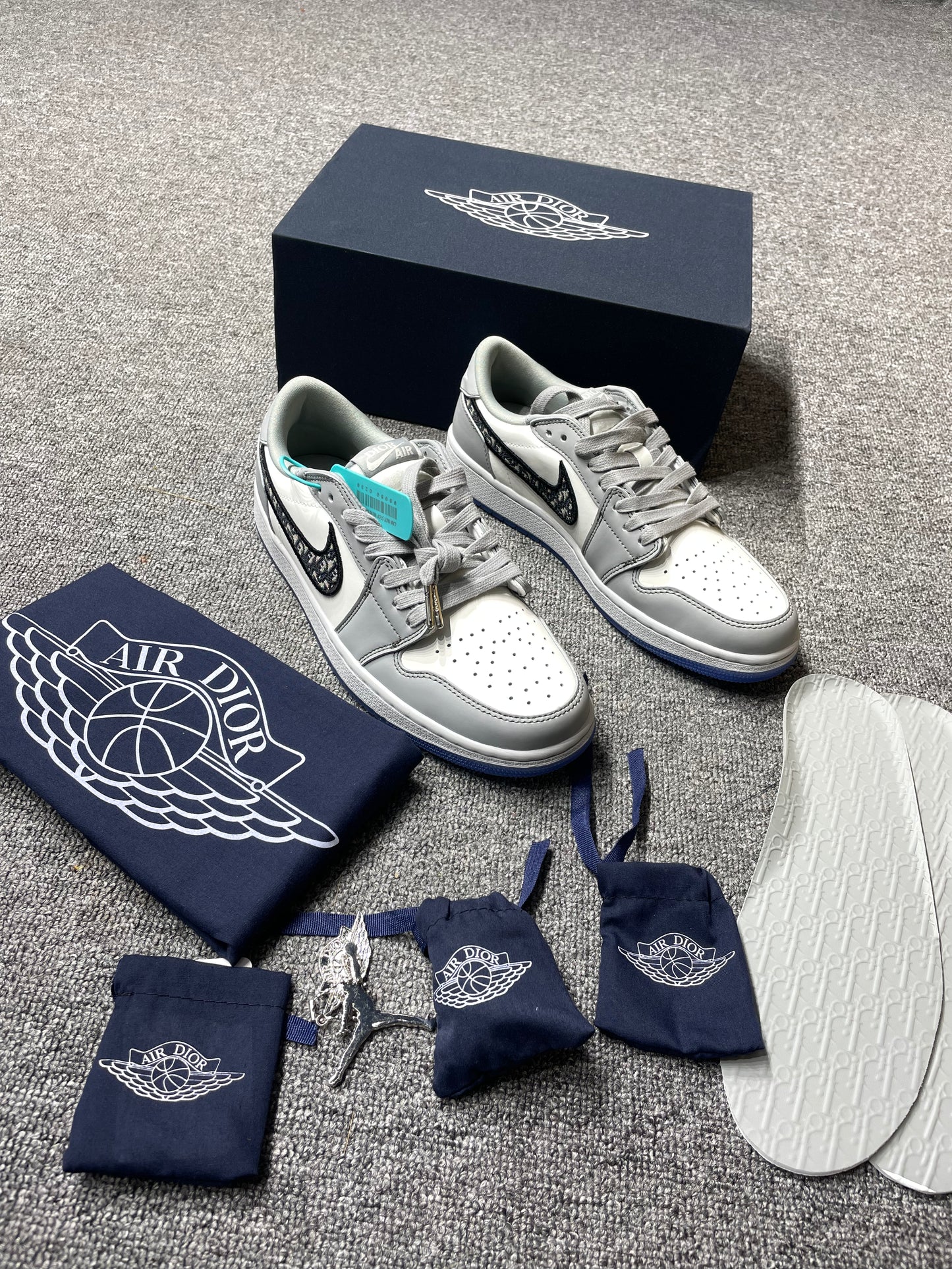 Dior Jordan 1 Retro Low