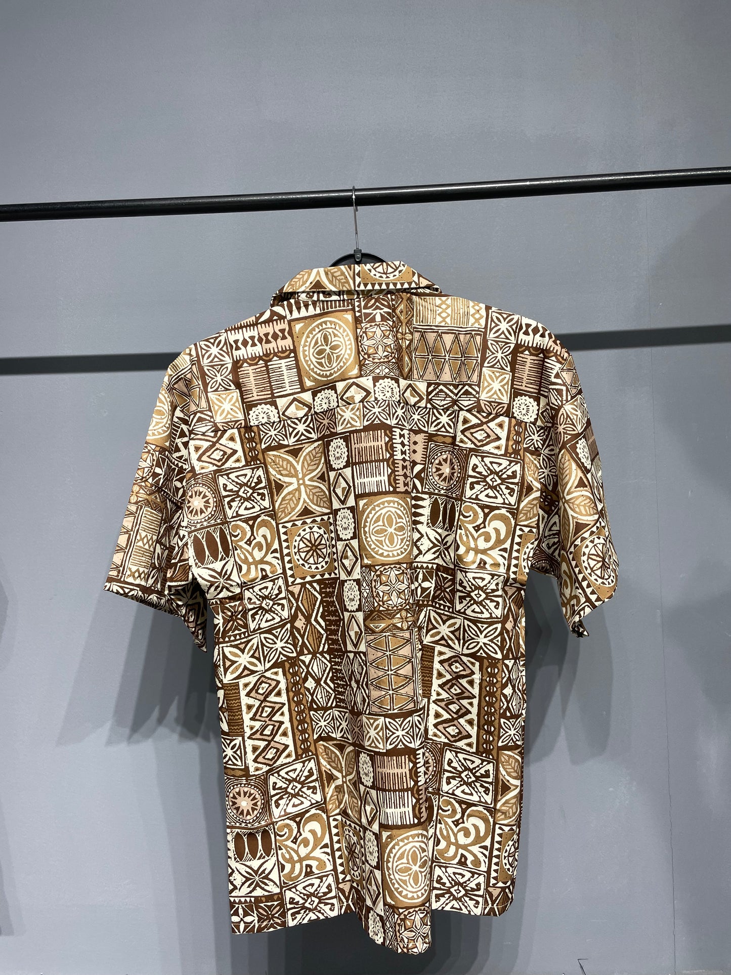 Cuban Half Sleeve C-1004