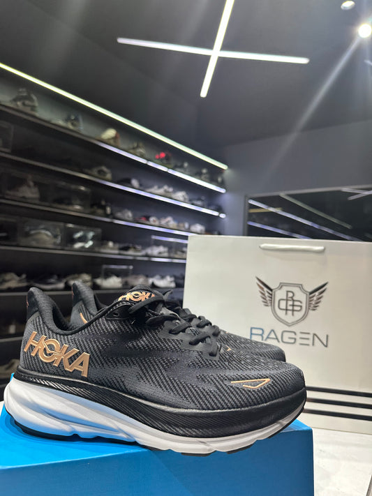 Hoka Clifton 9