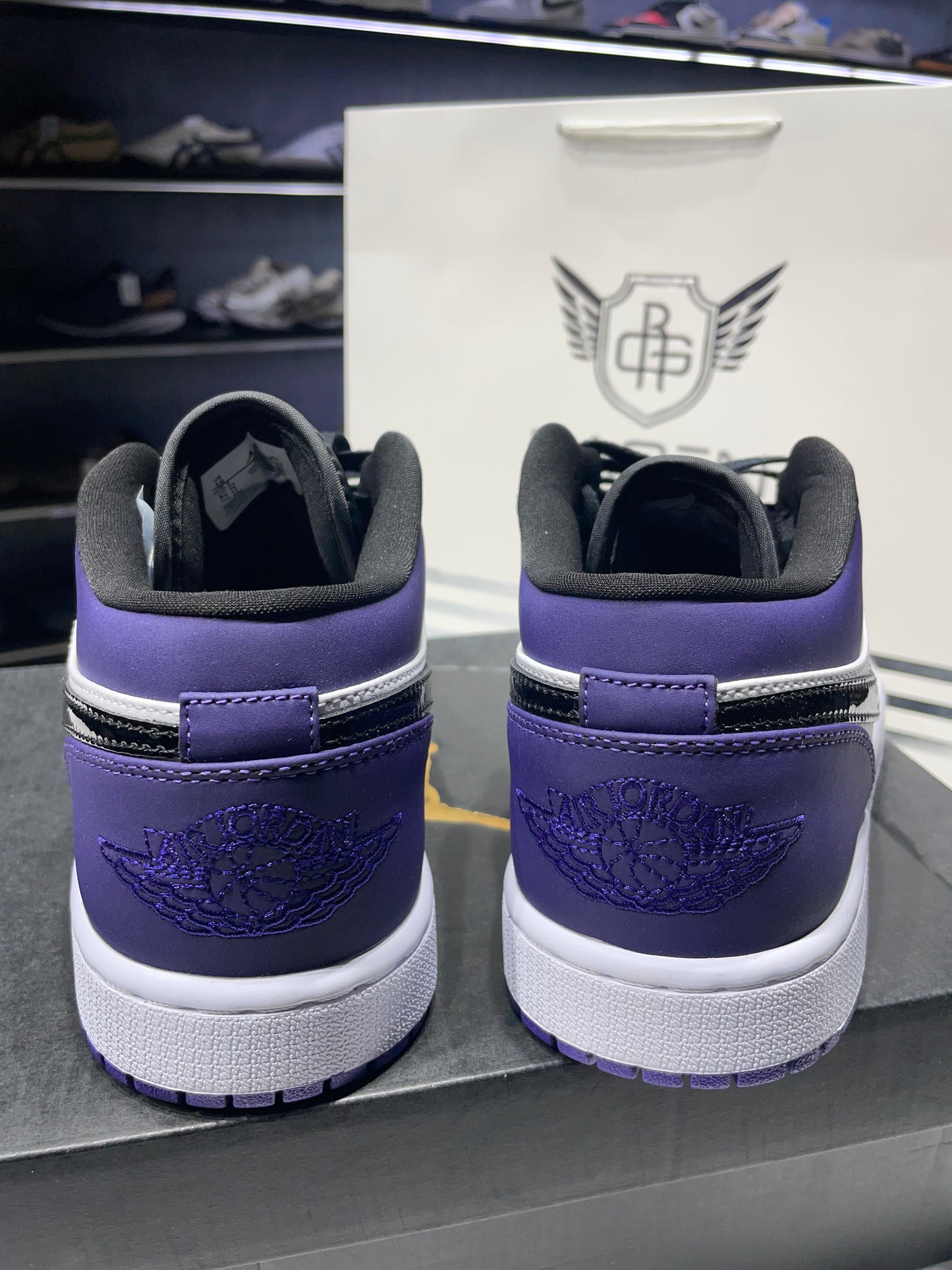 Jordan 1 Low Court Purple