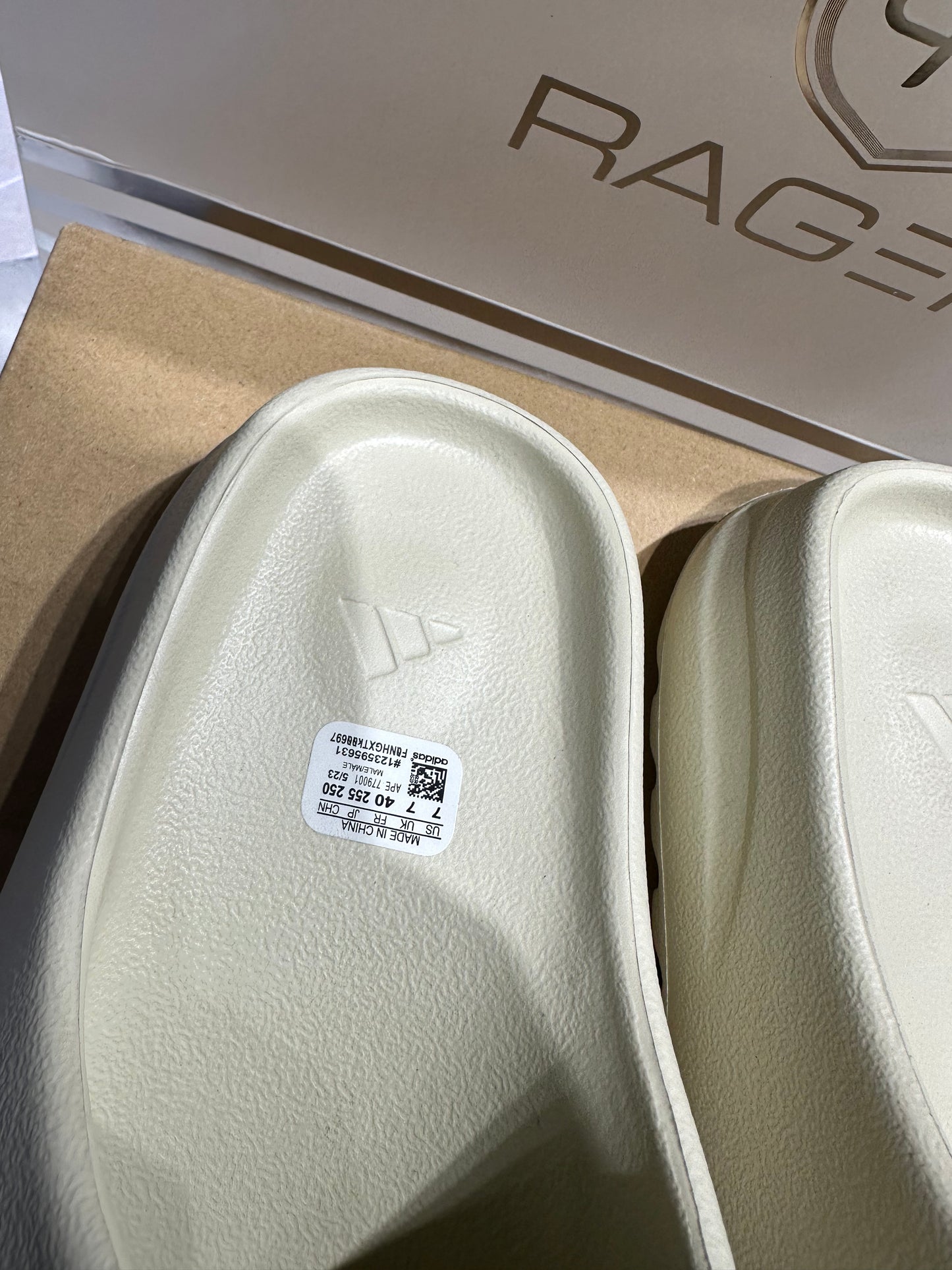 yzy Slide Bone