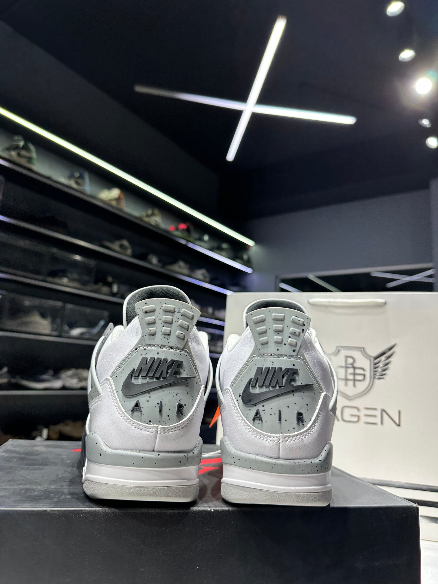 Jordan 4 Retro White Cement