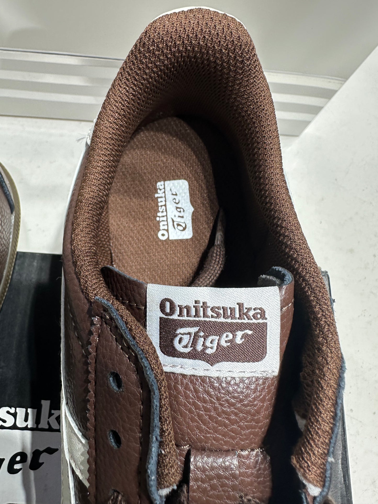 Onitsuka Tiger Tokuten Leather Mocha