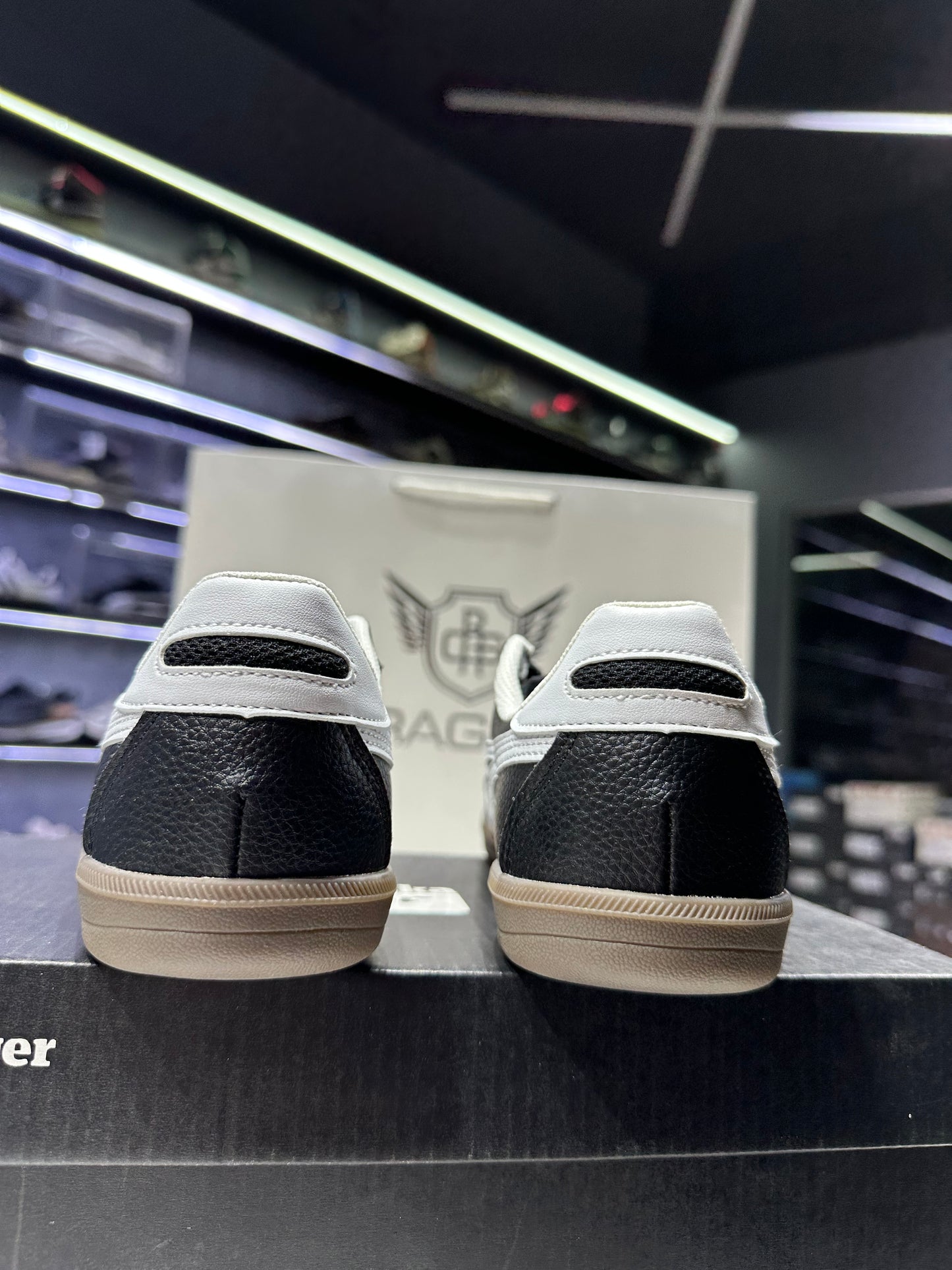 Onitsuka Tiger Tokuten Black/White