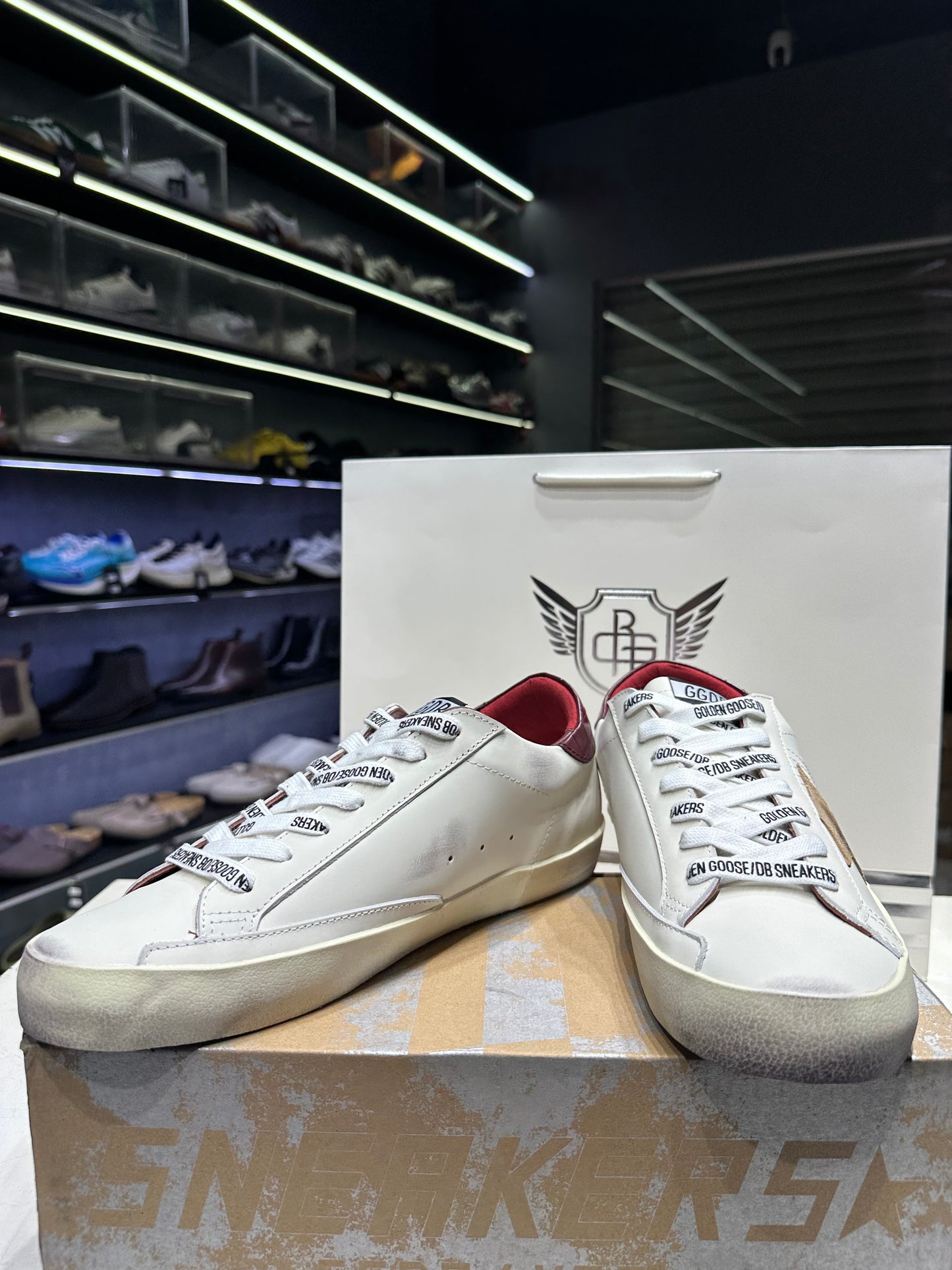 Golden Goose Superstar * brown suede