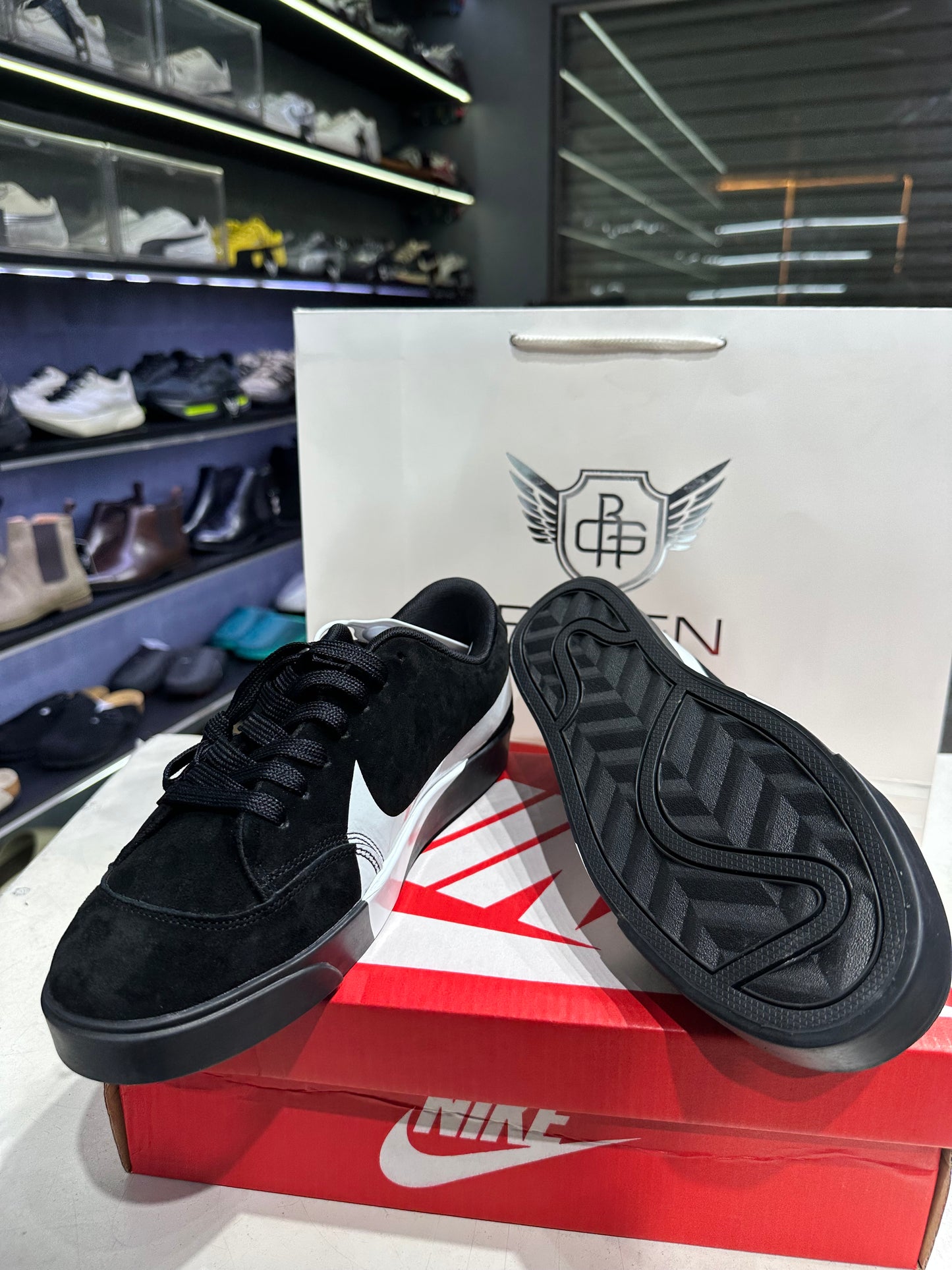Nike Blazer City Low White Black
