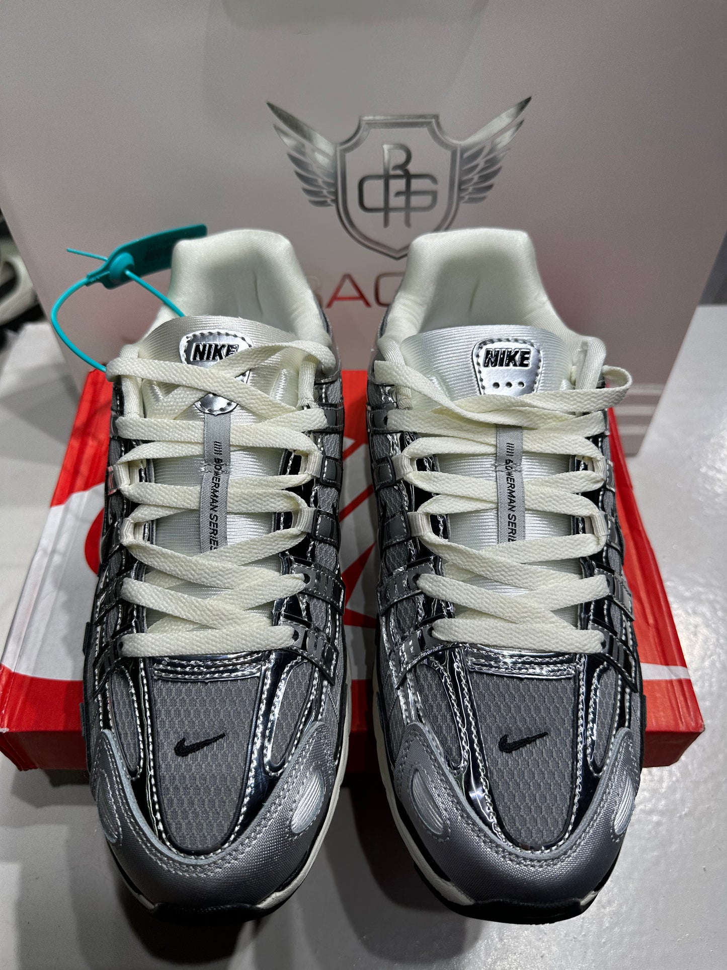 Nike P-6000 Metalic Silver