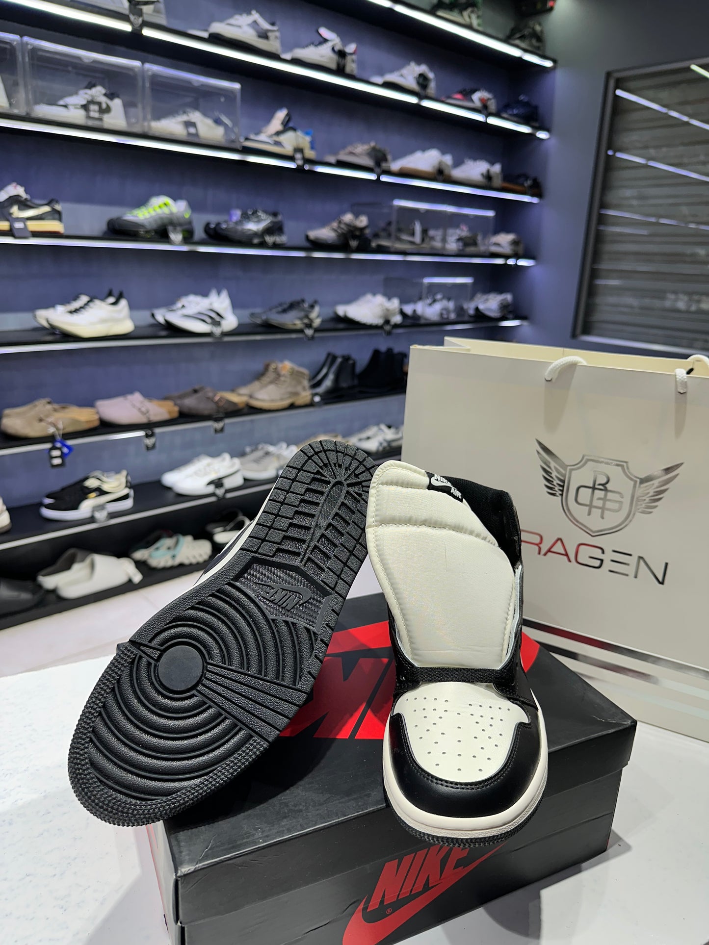 Aj 1 Retro High Dark Mocha (Oem grade)