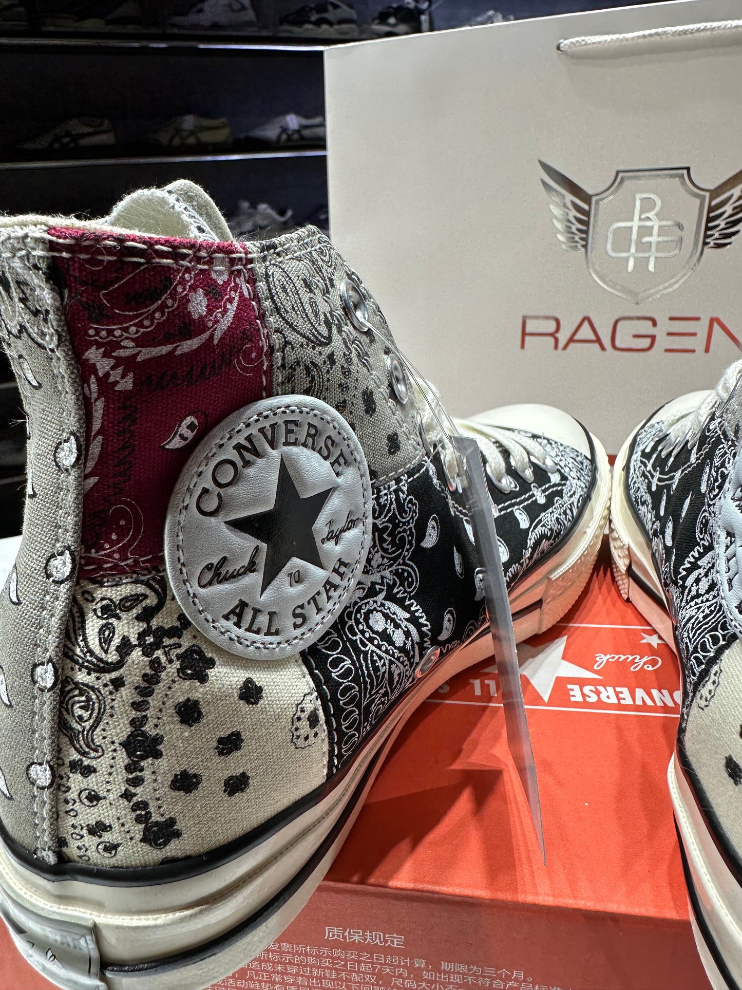 Converse Off spring Paiesly Black