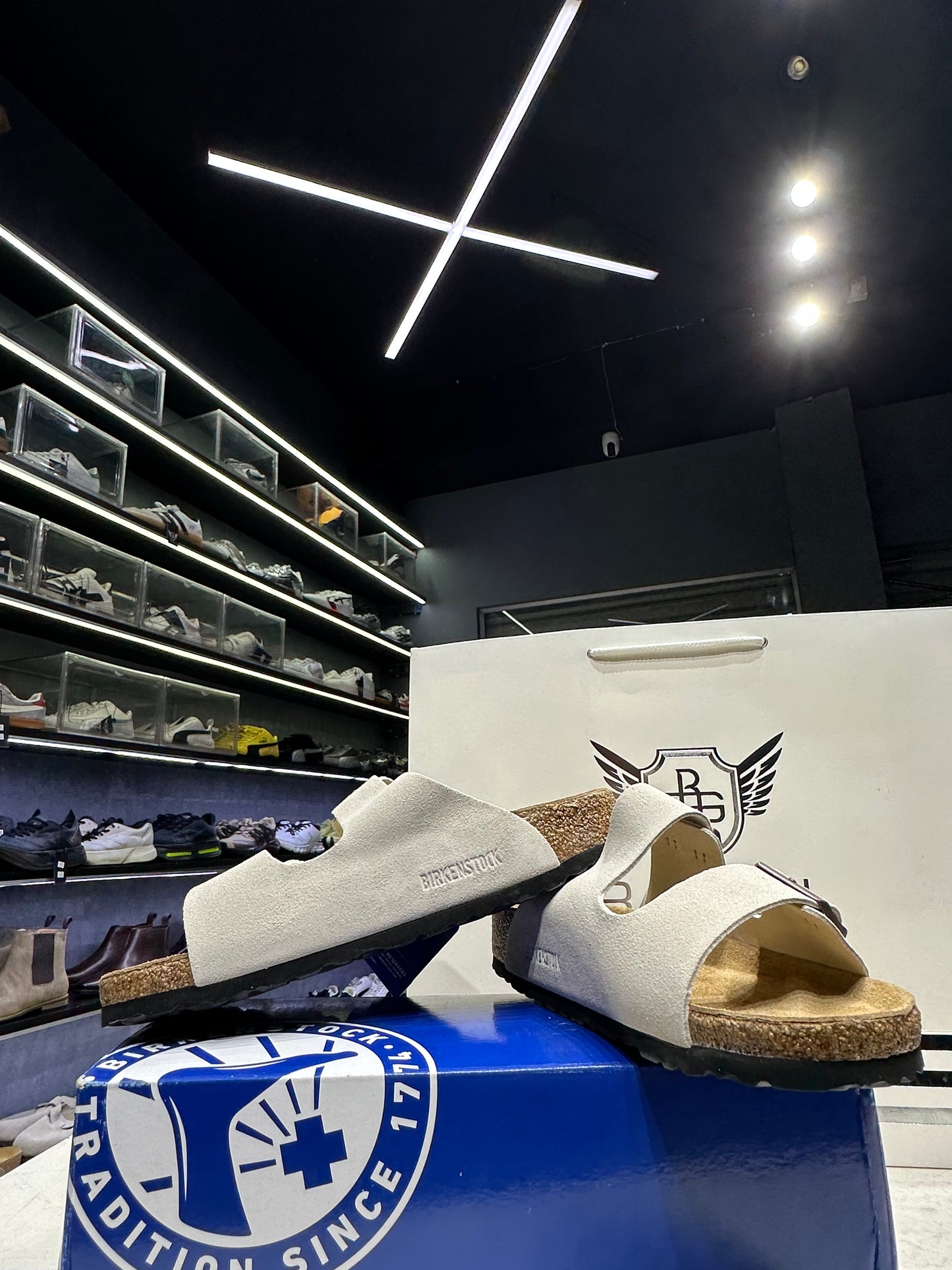 Birkenstock Birko Flor white (UA Batch)