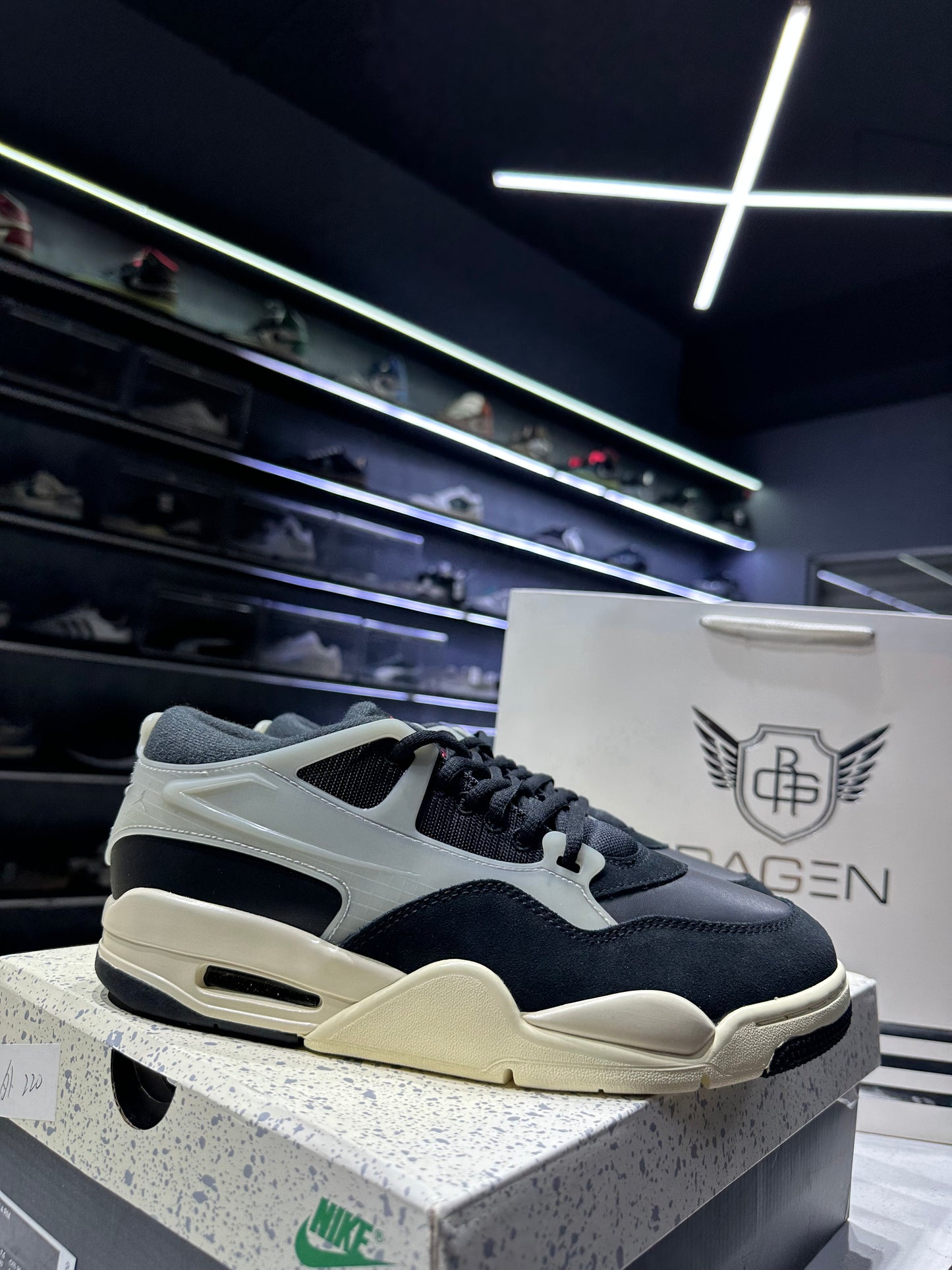 Jordan 4 RM Black Sail