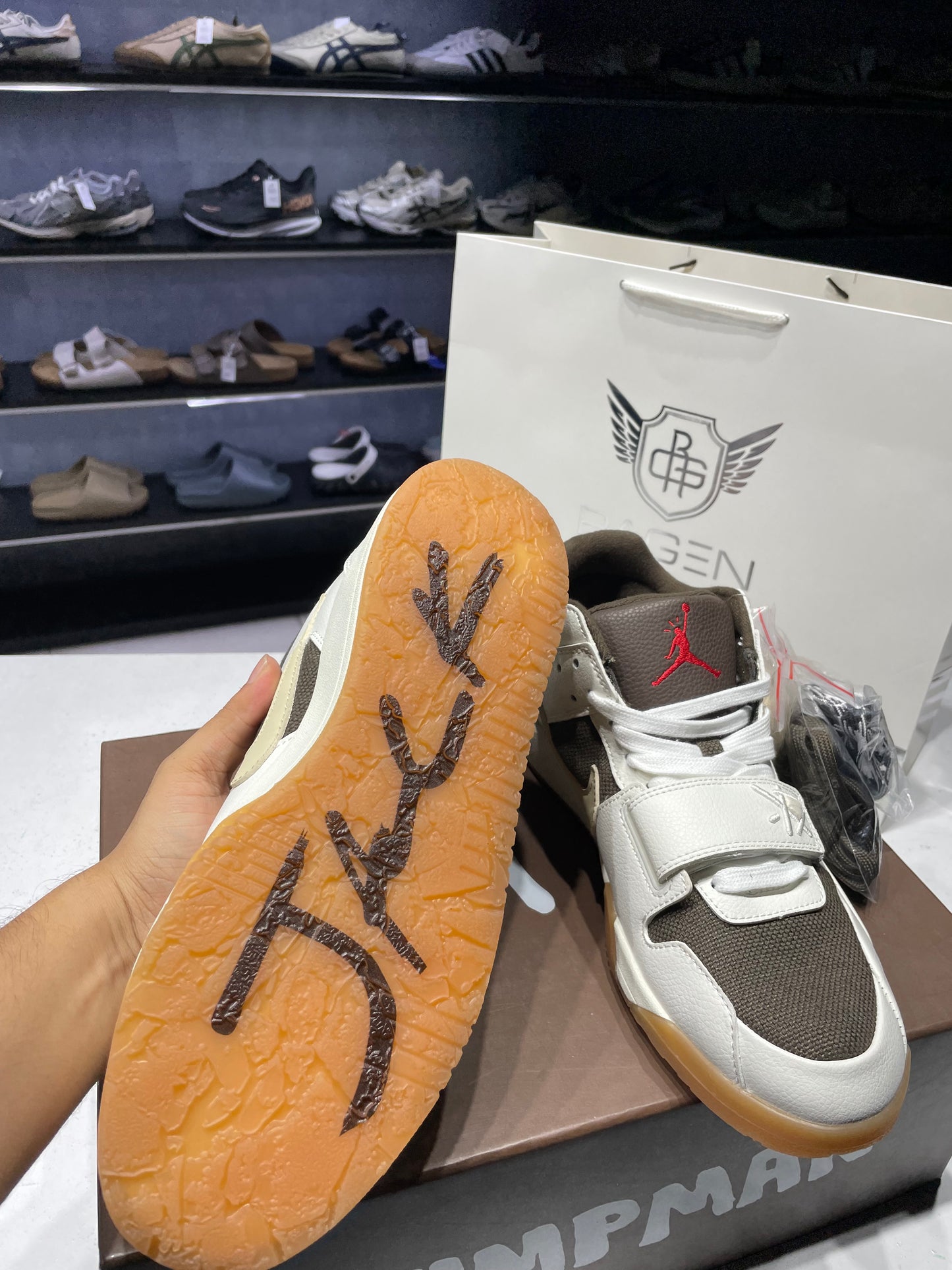 Jumpman Jack Travis Scott Sail