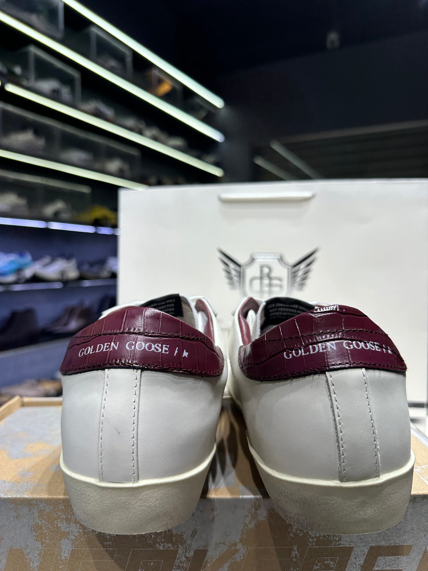Golden Goose Superstar * brown suede