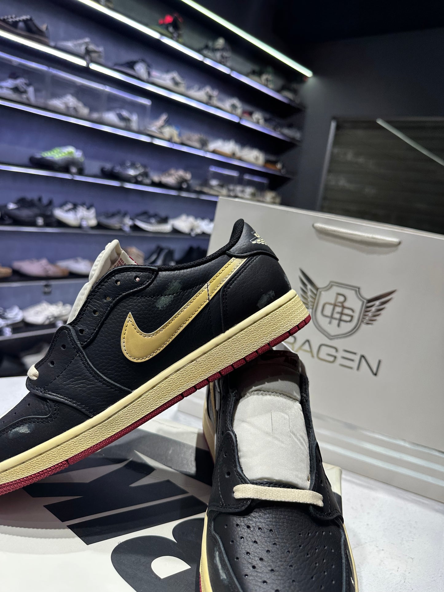 Air Jordan 1 low  x Nigel Sylvester