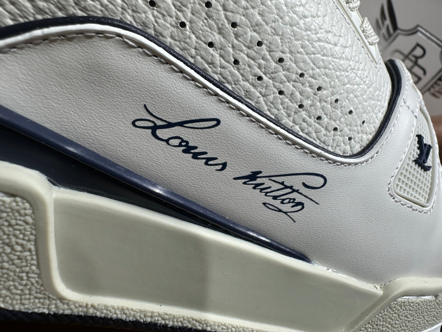 Louis Vuitton Trainer #54 Signature White Marine