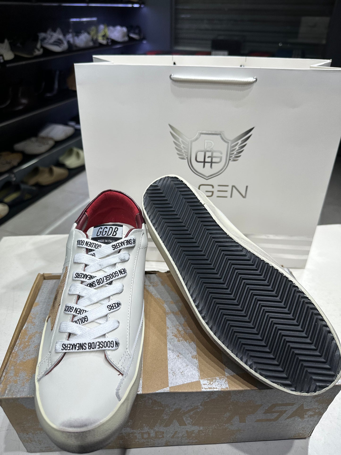 Golden Goose Superstar * brown suede