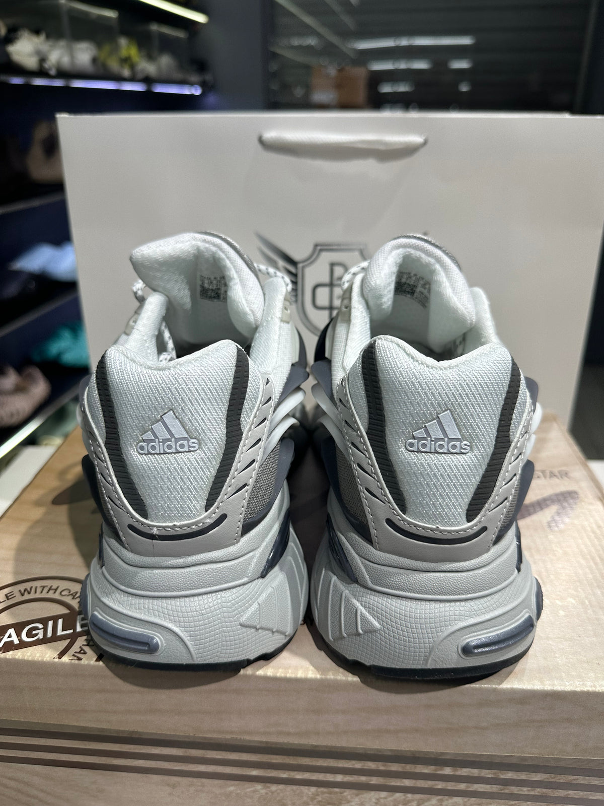 Adidas x Pharrell Williams Adister Jellyfish MGH Solid Grey