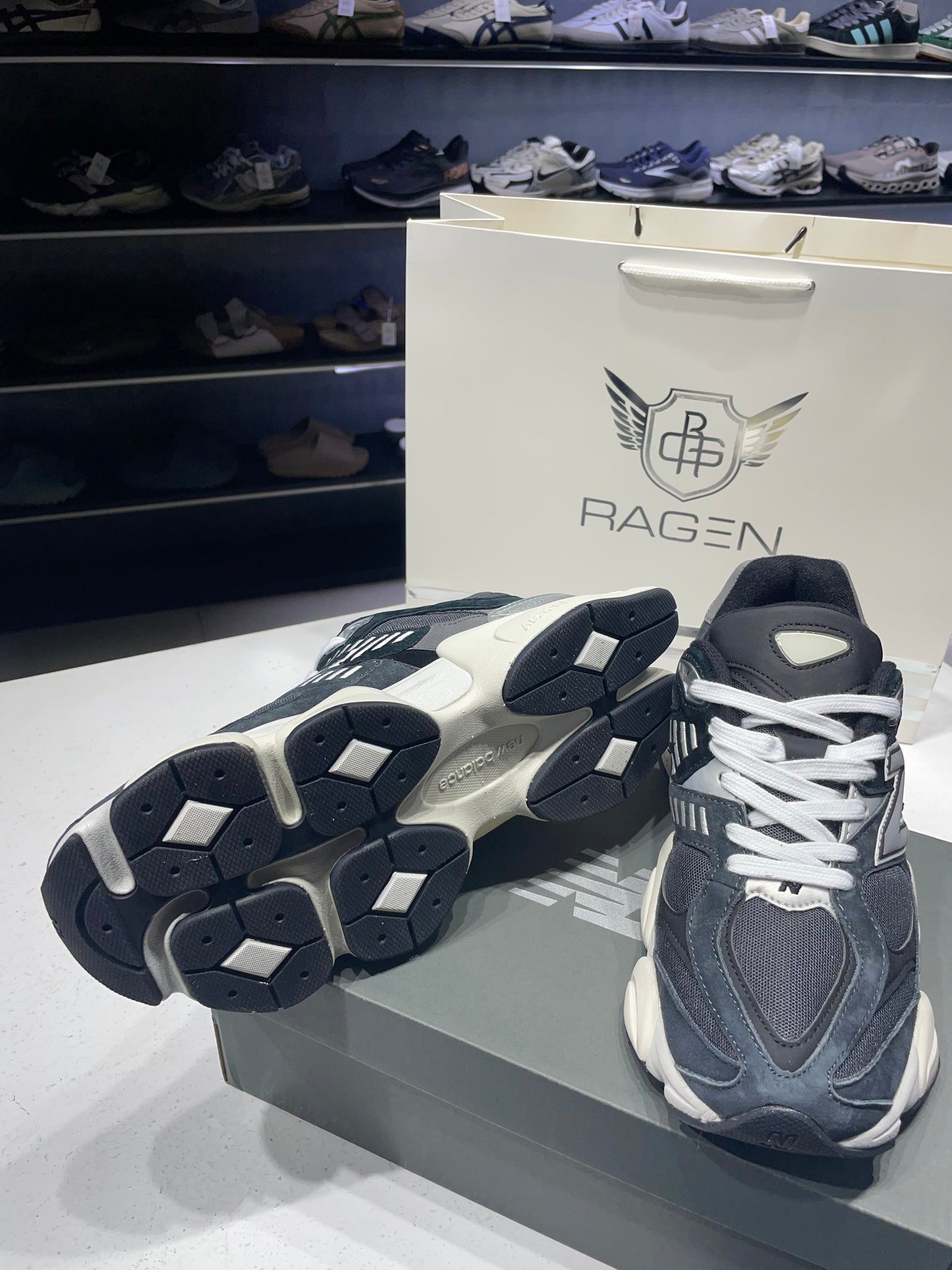 New Balance 9060 Charcoal