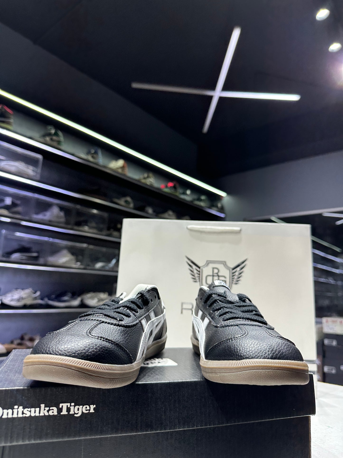 Onitsuka Tiger Tokuten Black/White