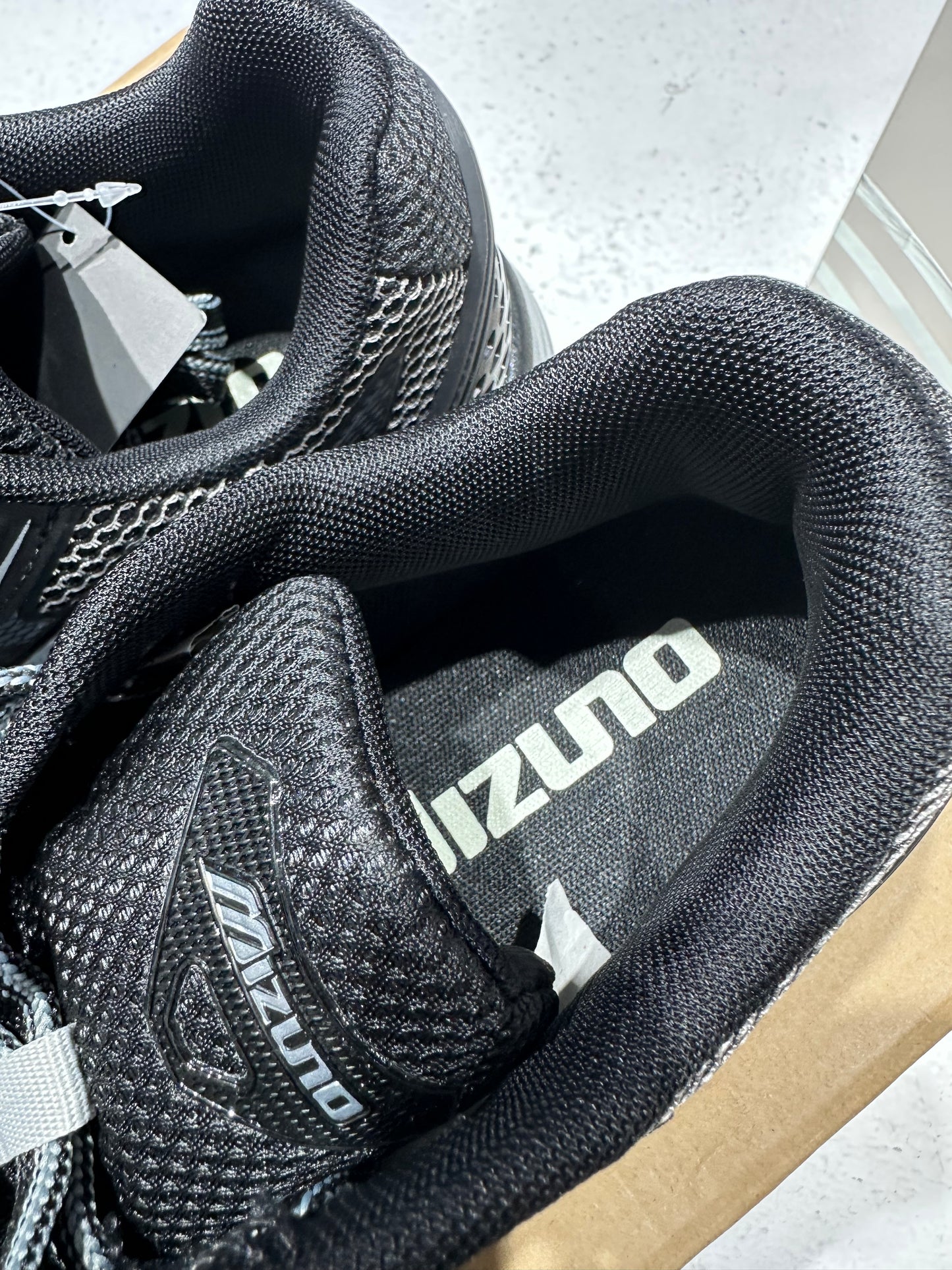 Mizuno Halo Mix ‘Black Silver’