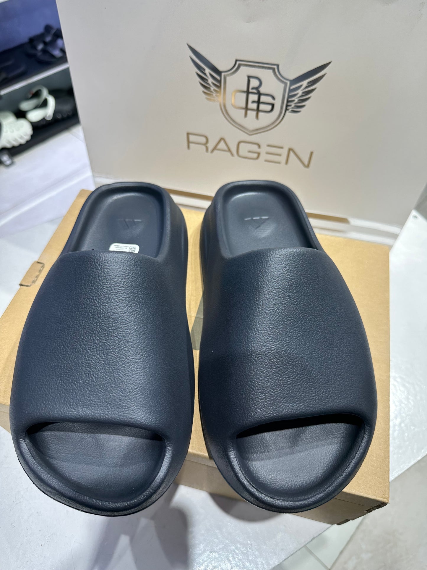 Yzy Slides Onyx