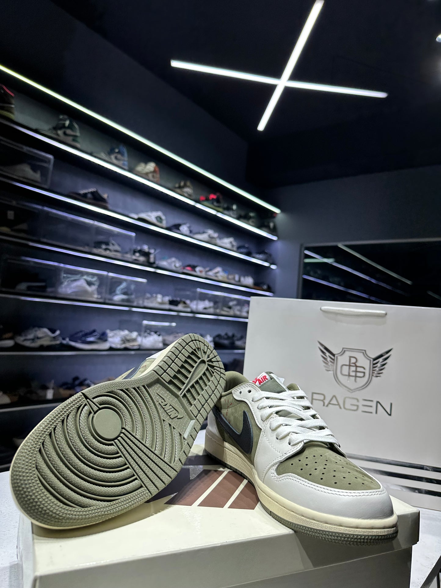 Air Jordan 1 low Travis Scott Medium Olive