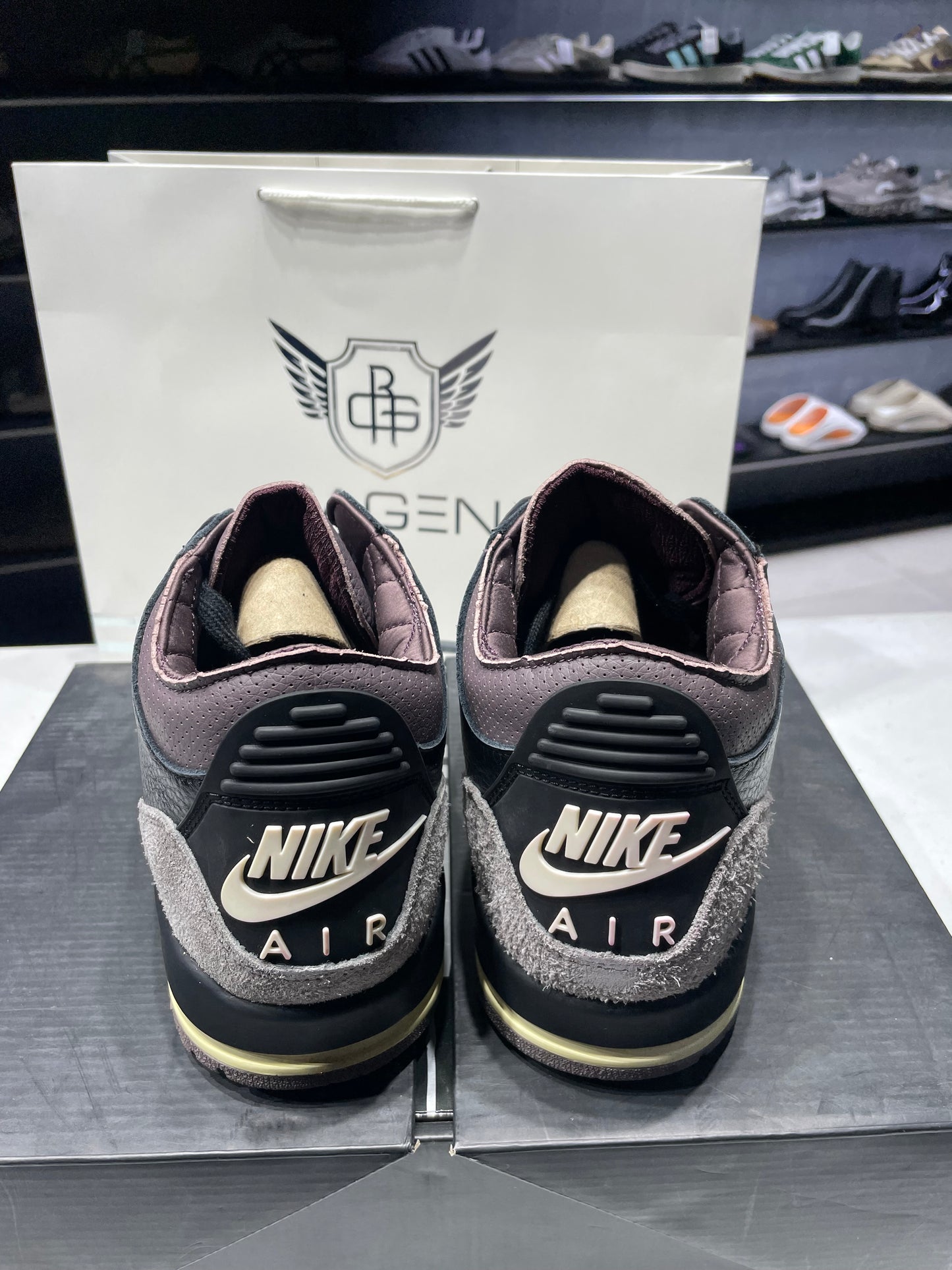 A Ma Maniere x Jordan 3 Black/violet Ore