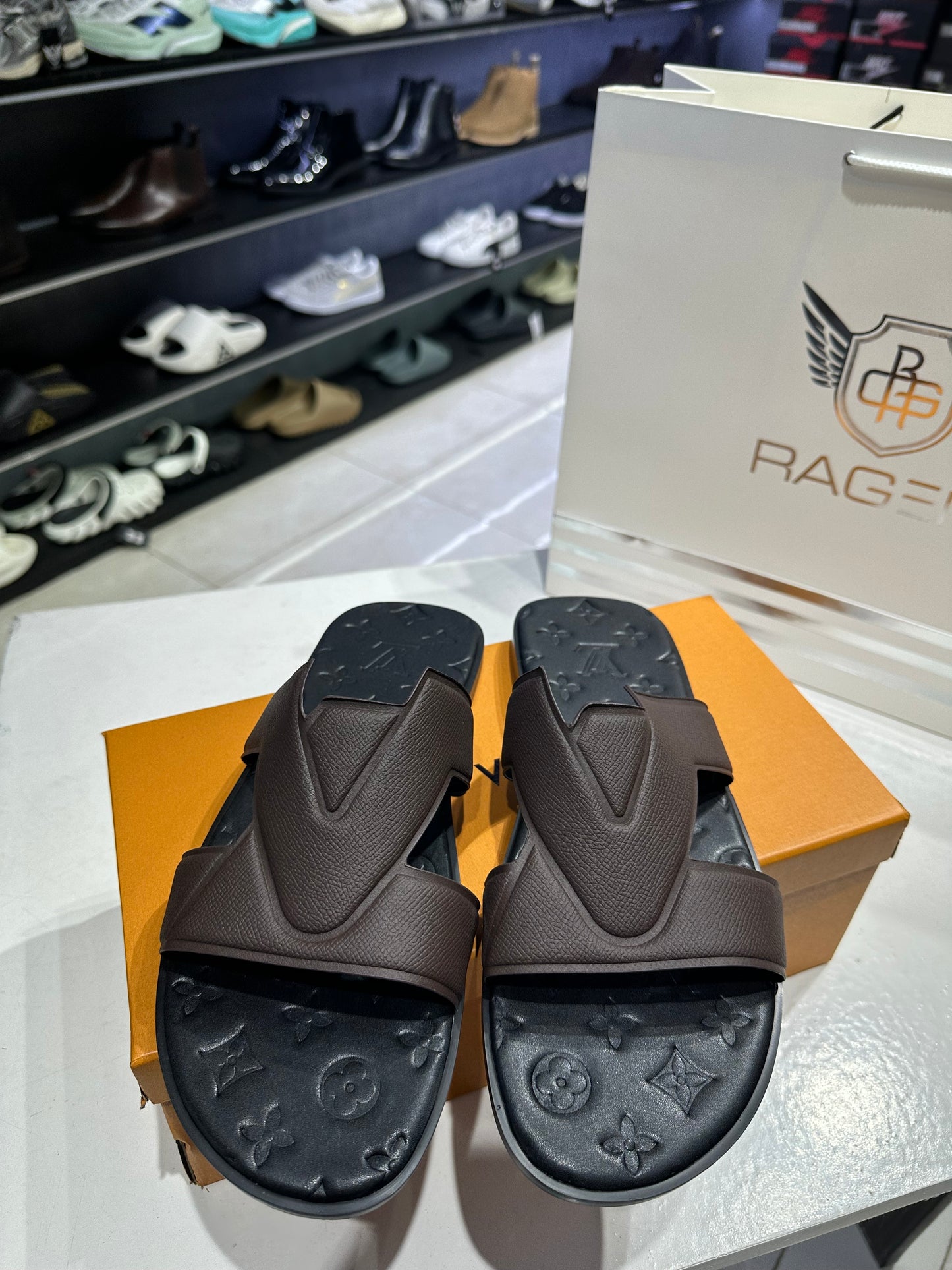 LV Oasis Mule -Coffee