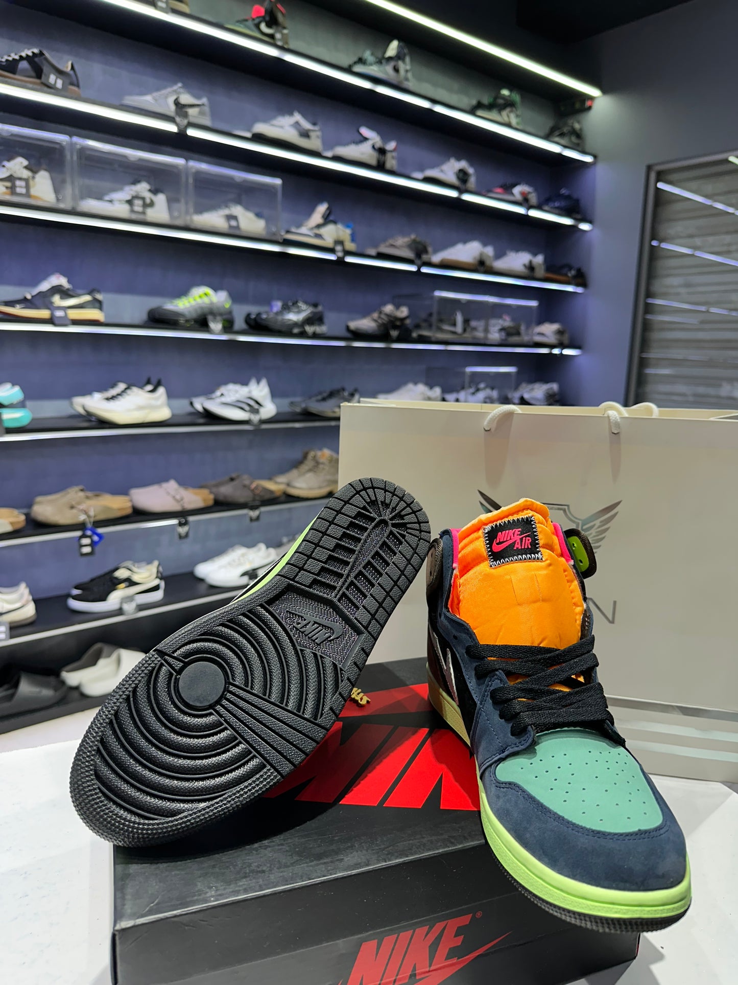 Aj1 Retro High Tokyo Bio (Oem Grade)