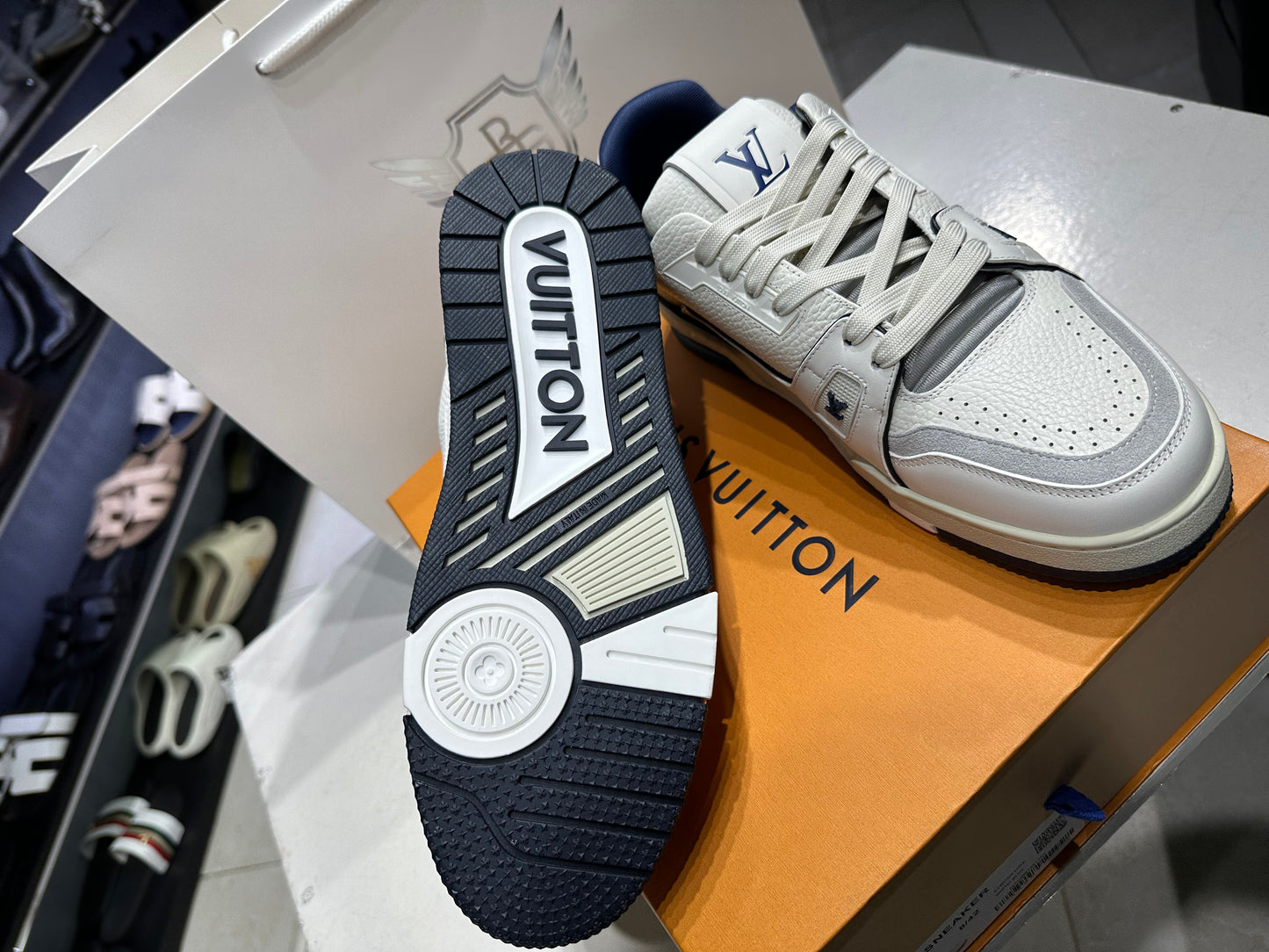 Louis Vuitton Trainer #54 Signature White Marine