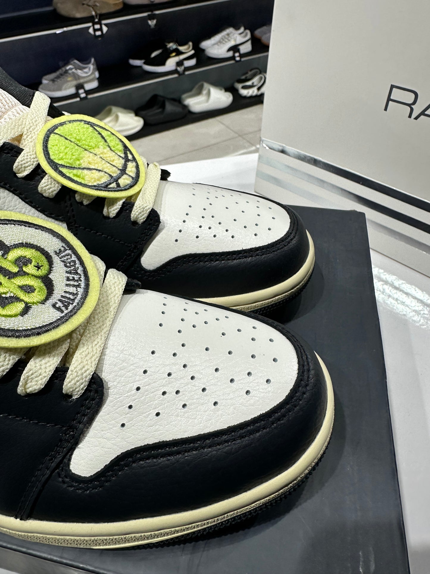 Air Jordan 1 Low Fall league